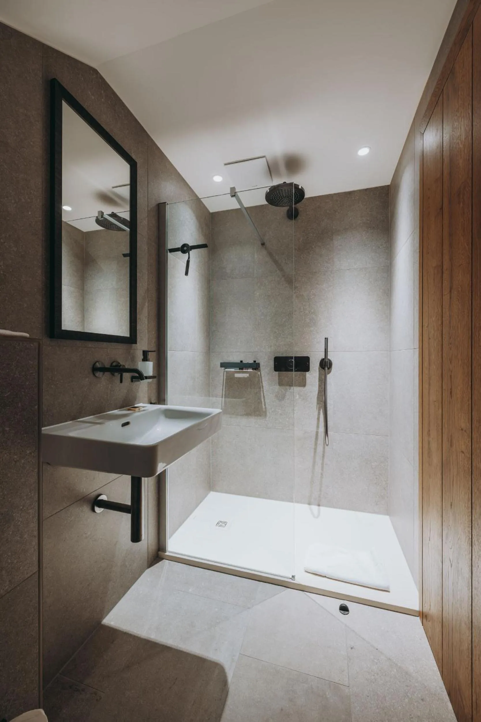 Bathroom in Balma Restaurant Suites