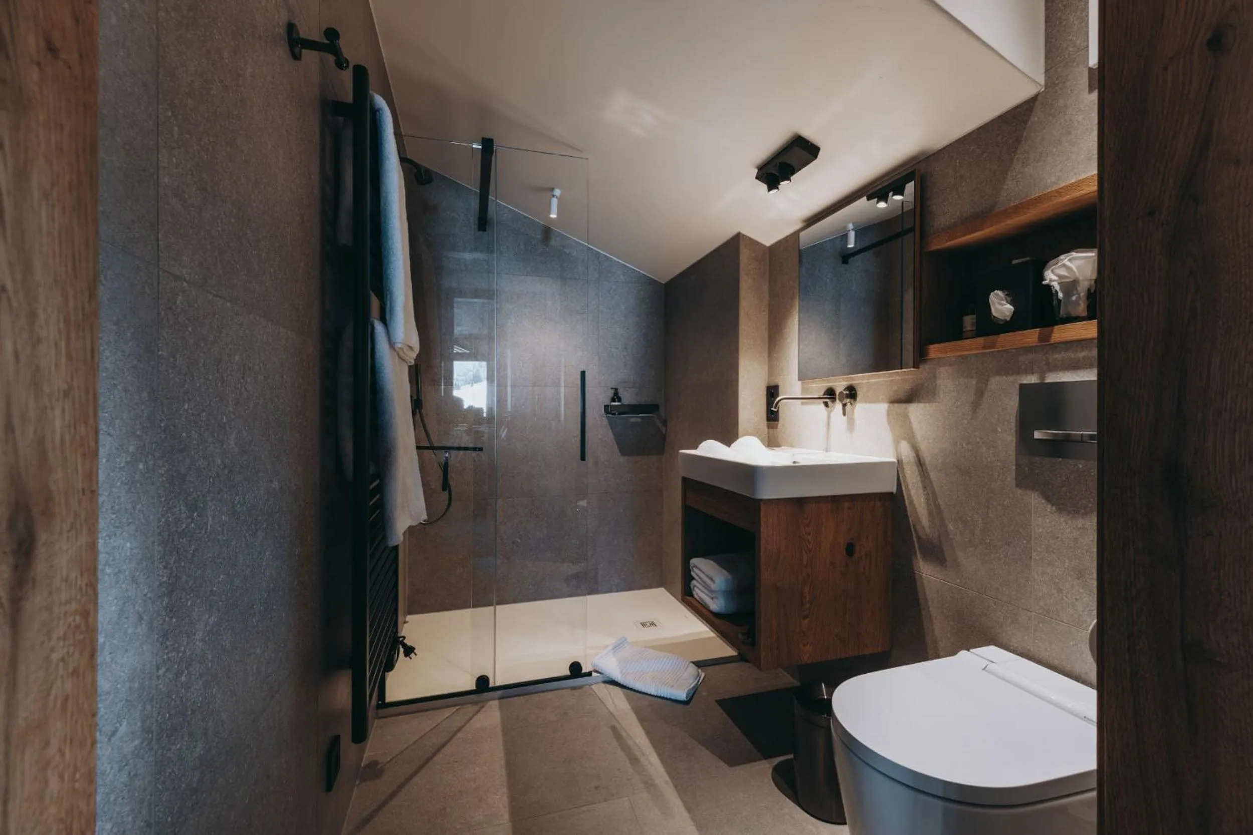 Bathroom in Balma Restaurant Suites