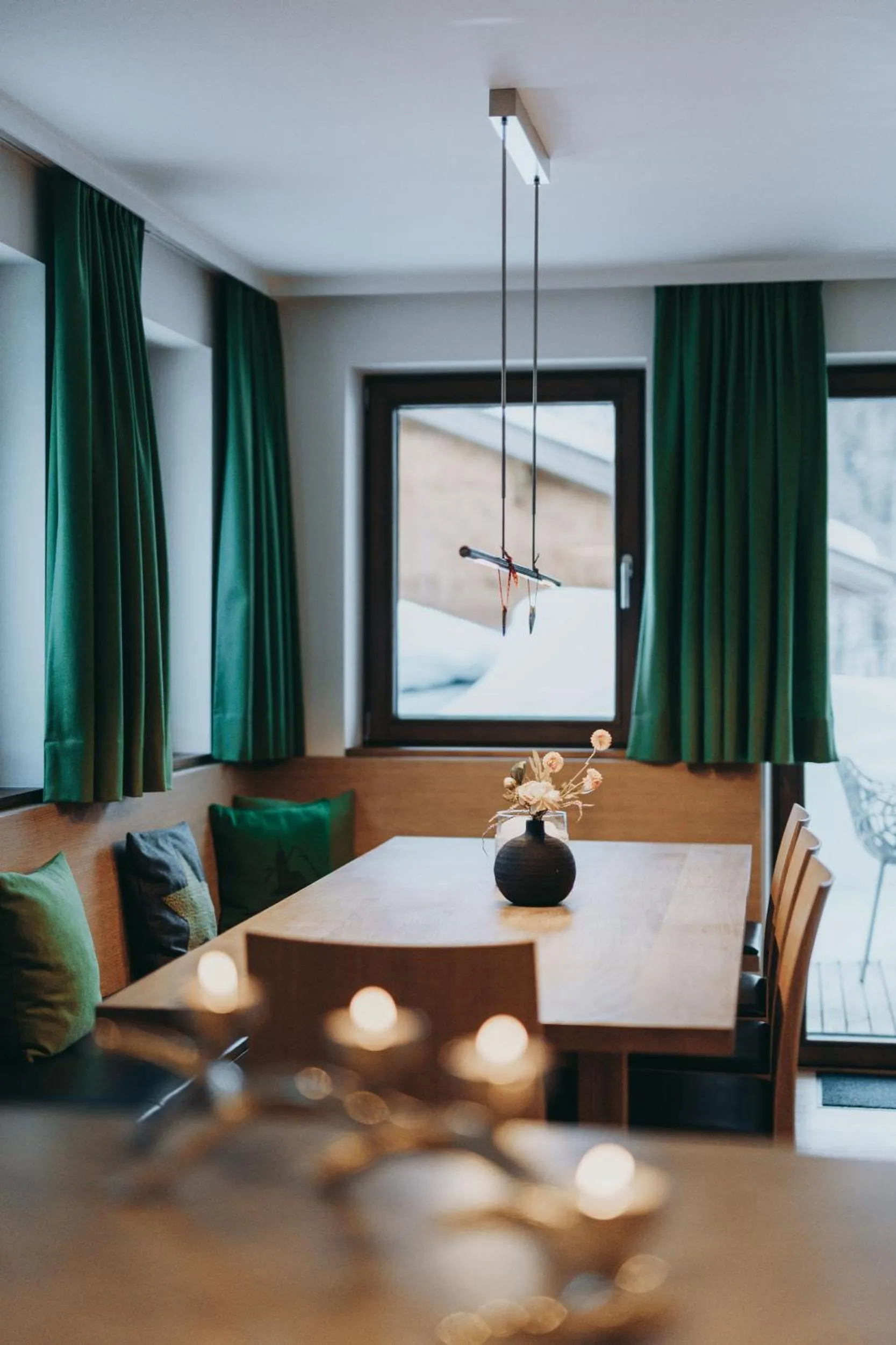 Dining area in Balma Restaurant Suites