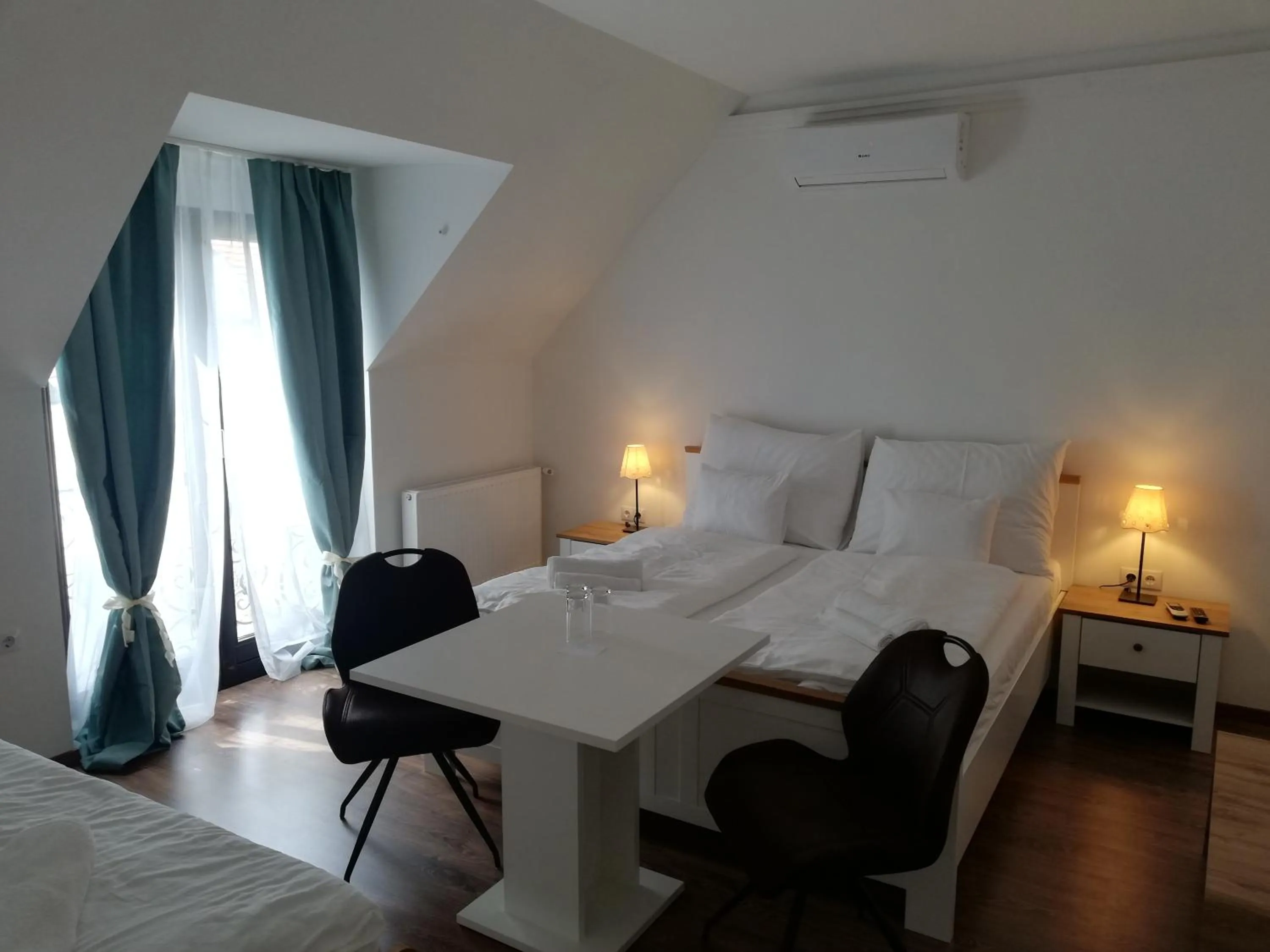 Bed in Levanda Panzió