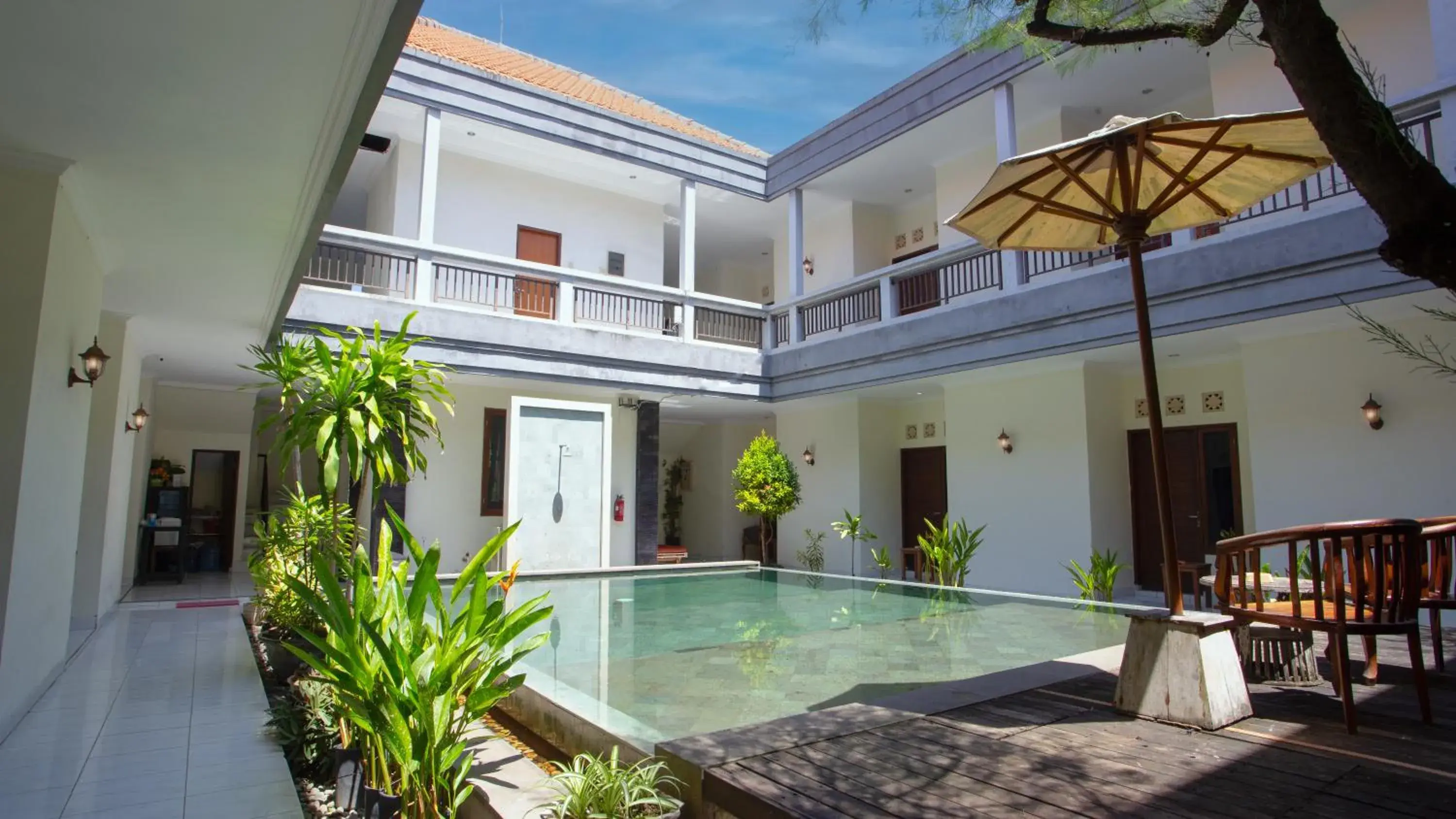 Teges Inn Kuta Teges Inn Kuta