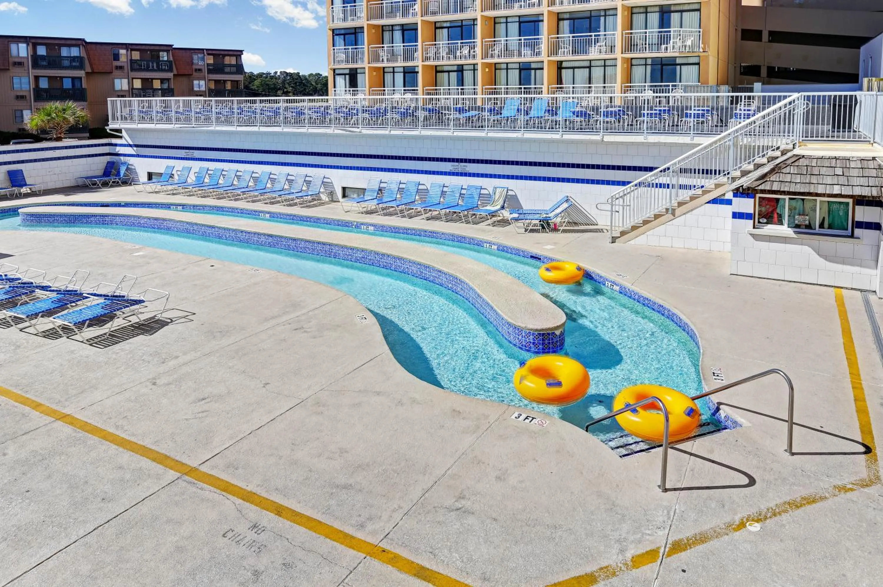 Entertainment in Ocean Annie's Resorts