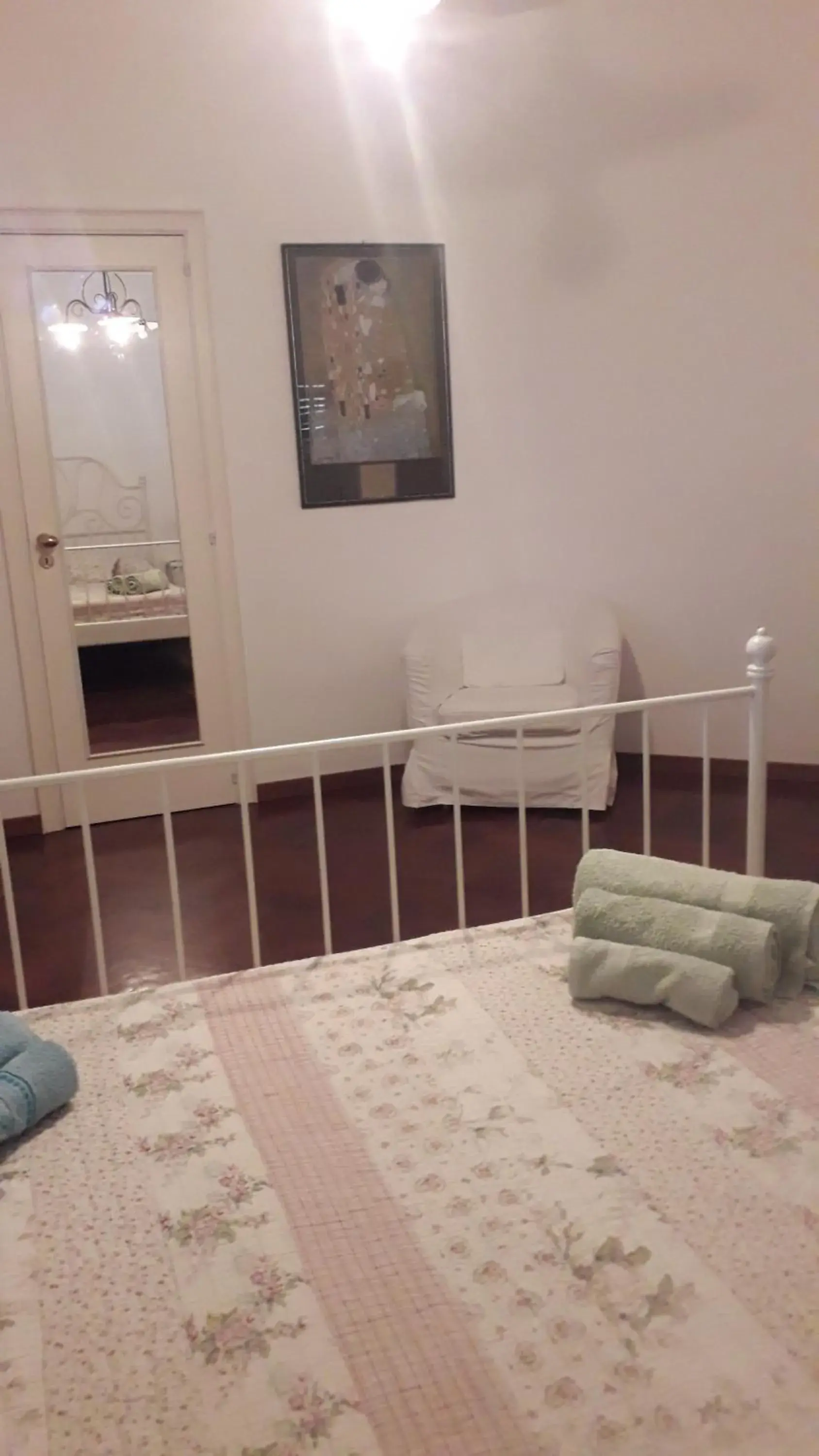 Double Room with Private Bathroom - single occupancy in B&B Villa Victoria Double Room with Private Bathroom - single occupancy in B&B Villa Victoria