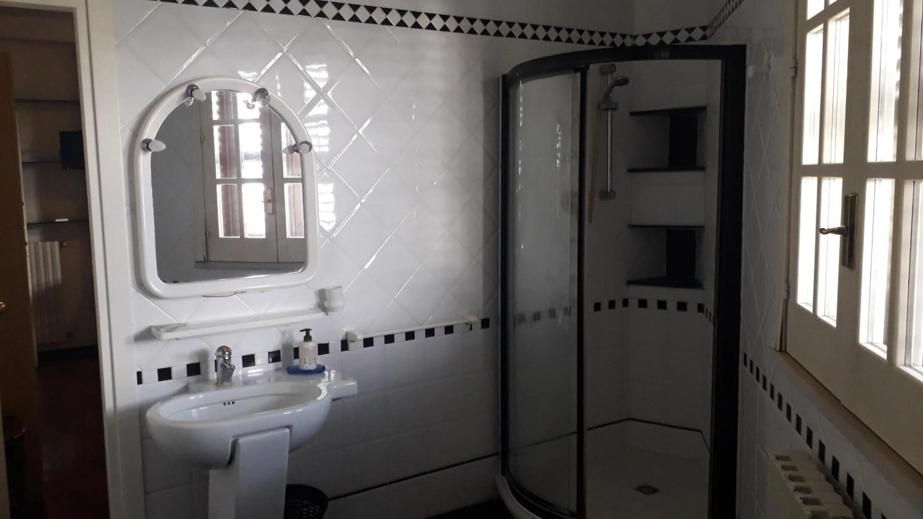 Shower in B&B Villa Victoria