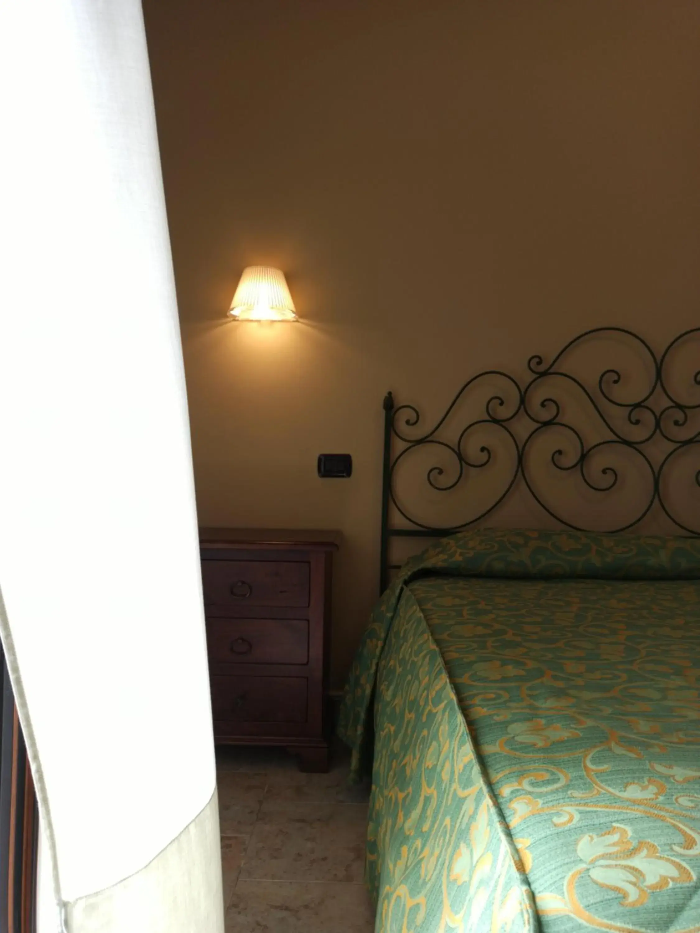 Single Room in Hotel Primavera Dell'Etna Single Room in Hotel Primavera Dell'Etna