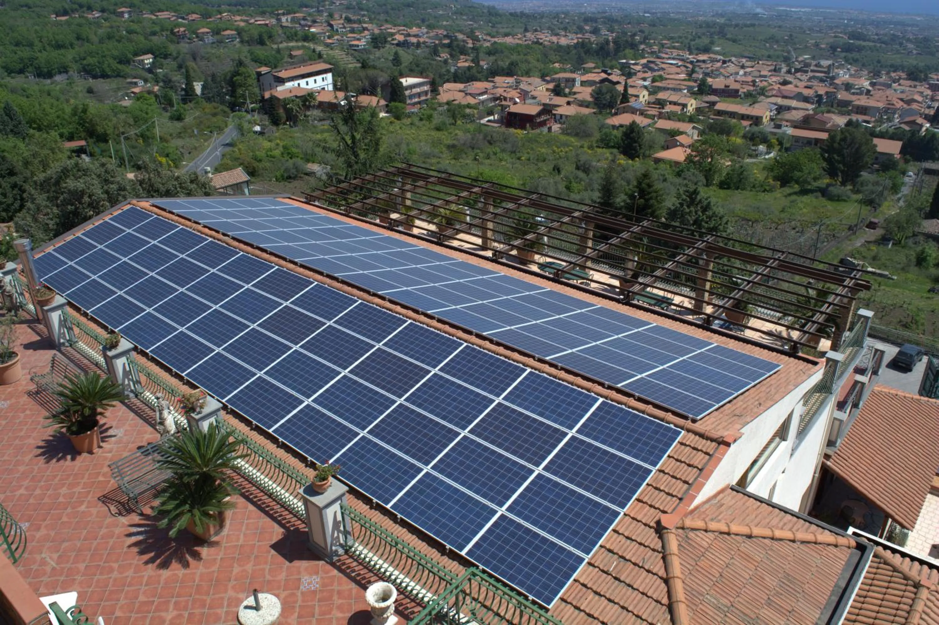 Property building in Hotel Primavera Dell'Etna