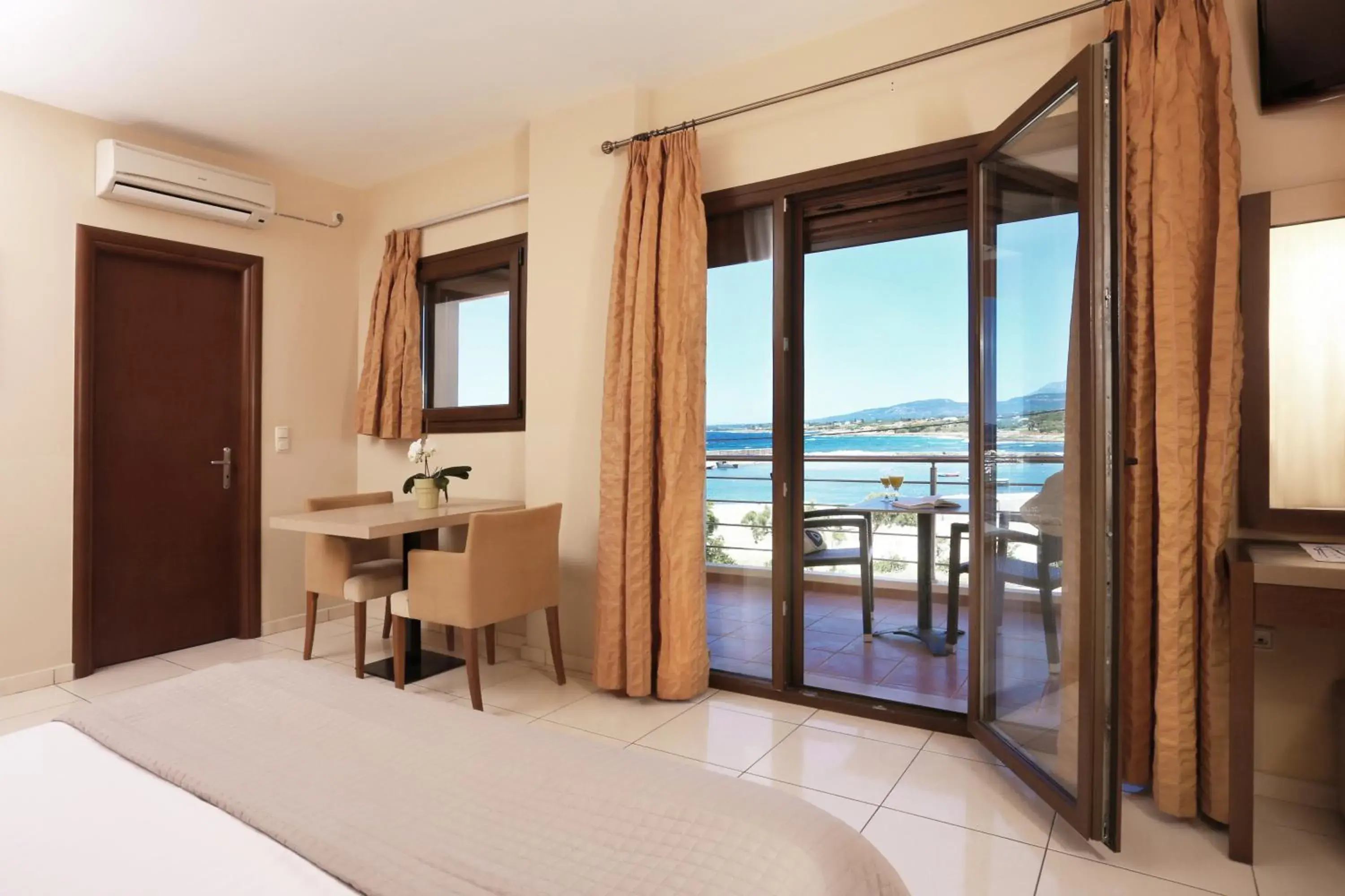 Studio with Sea View (2 Adults) in Faros Luxury Suites Studio with Sea View (2 Adults) in Faros Luxury Suites