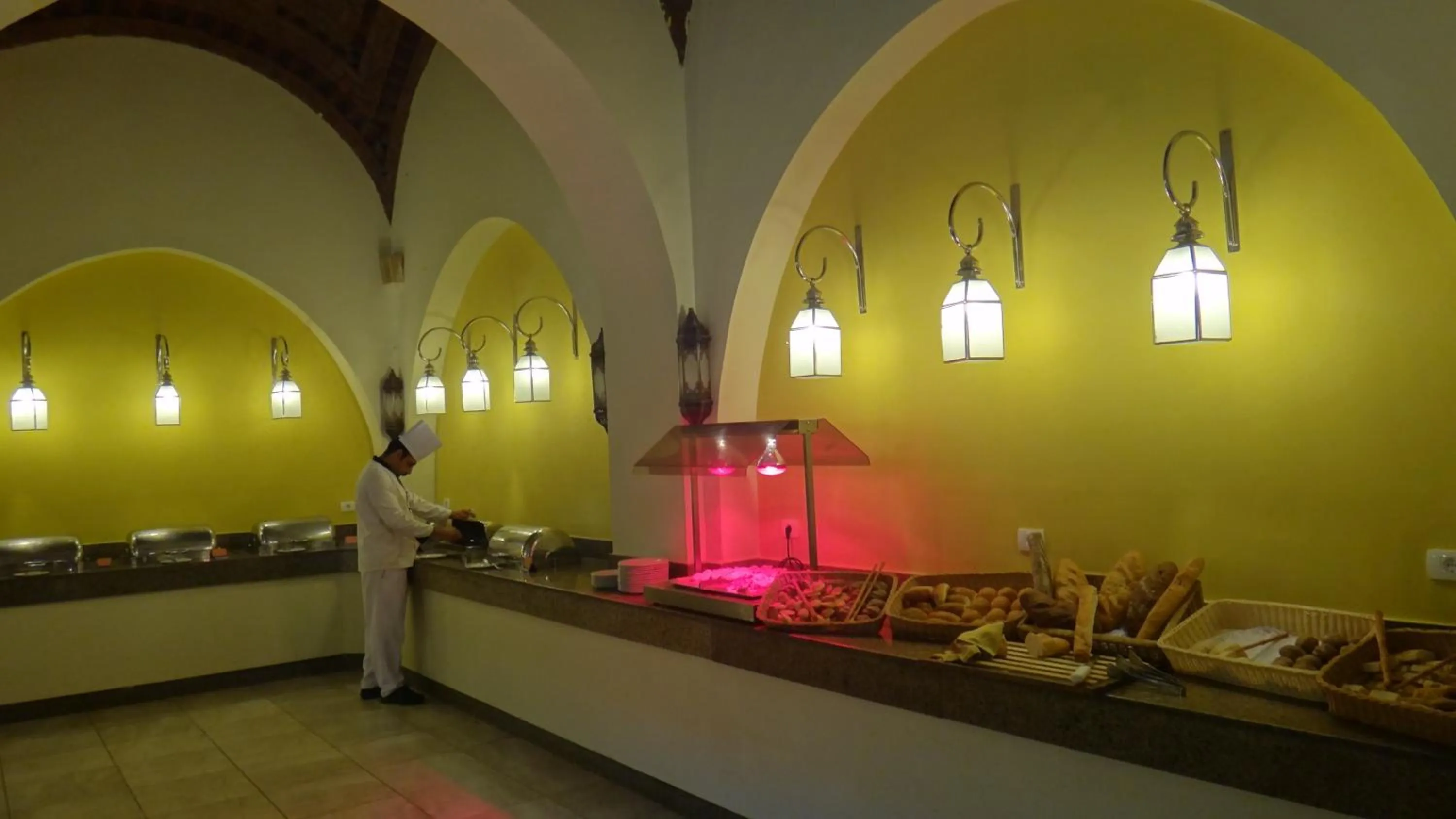 Restaurant/places to eat in Shams Alam Beach Resort