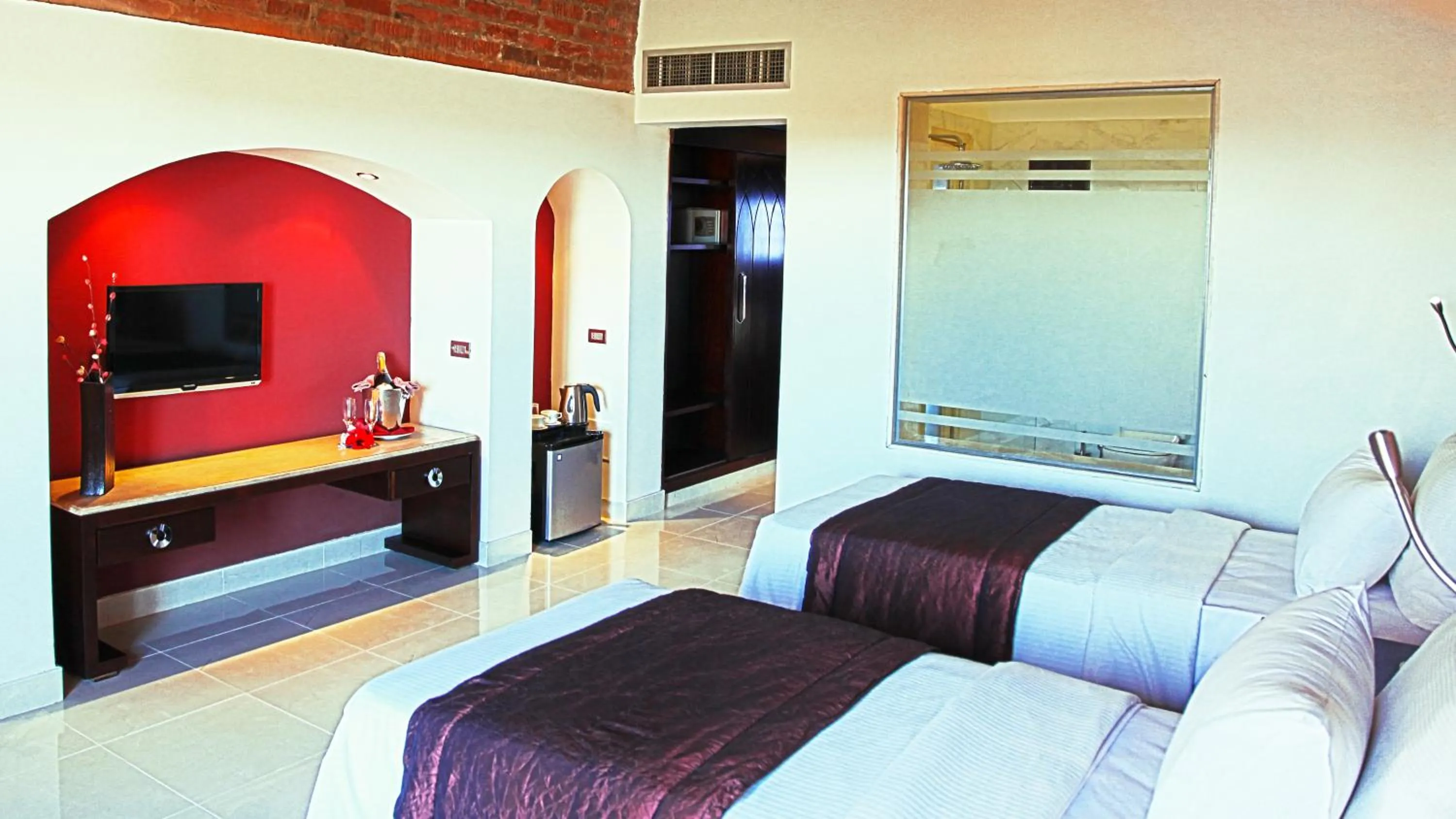 Photo of the whole room, Bed in Shams Alam Beach Resort