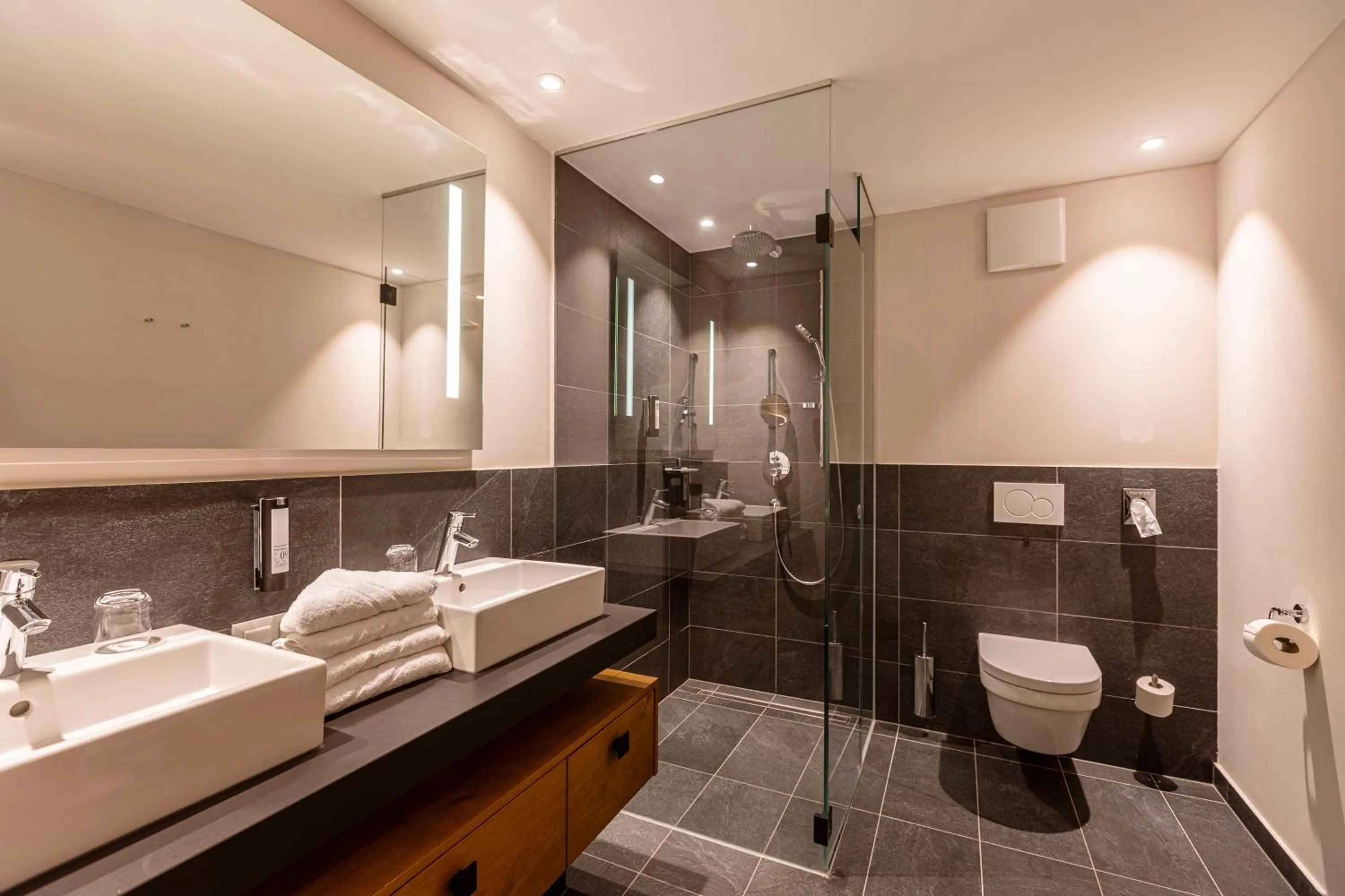 Bathroom in Bergresort Zugspitze Ehrwald by ALPS RESORTS