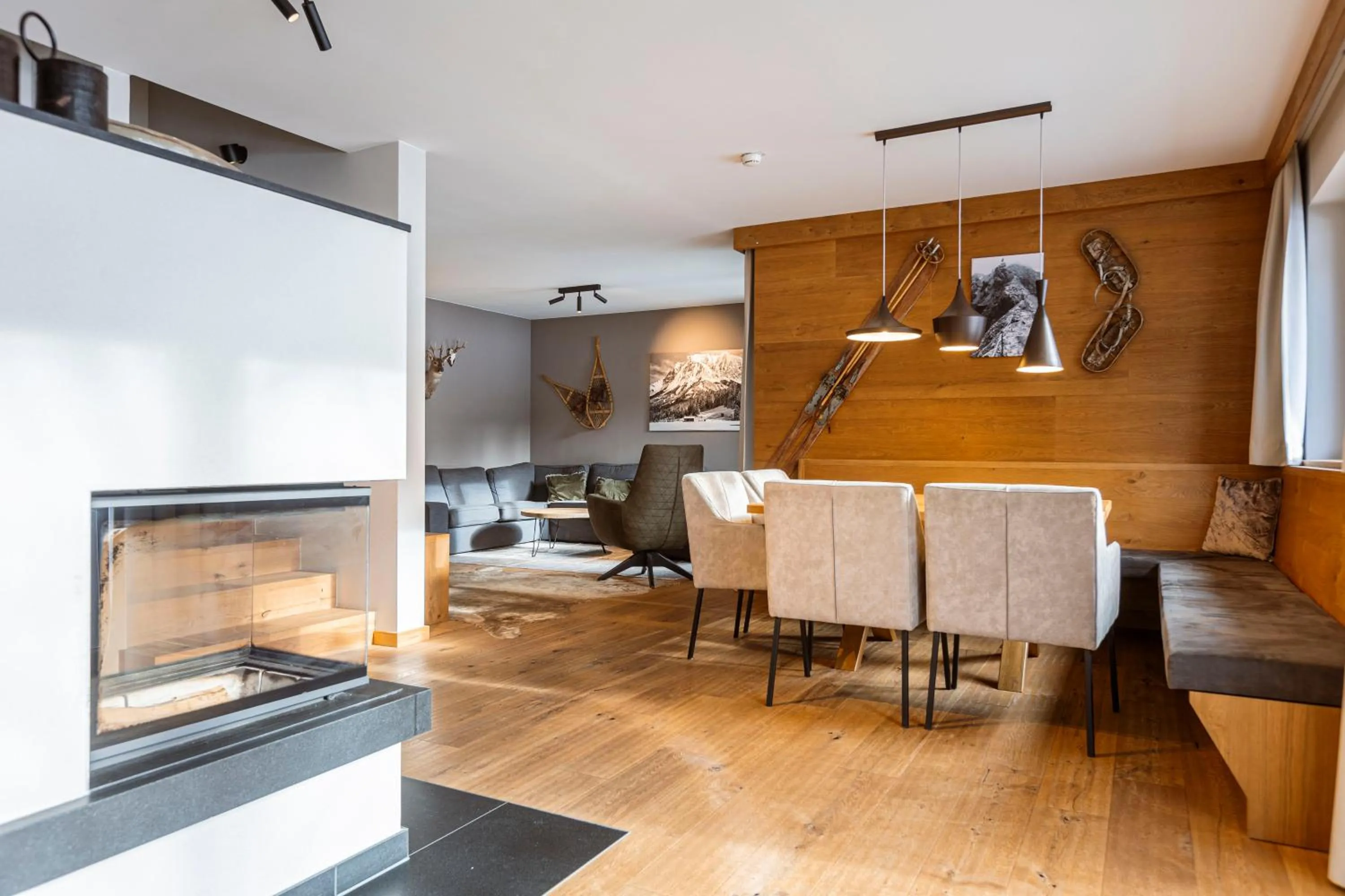 Living room in Bergresort Zugspitze Ehrwald by ALPS RESORTS