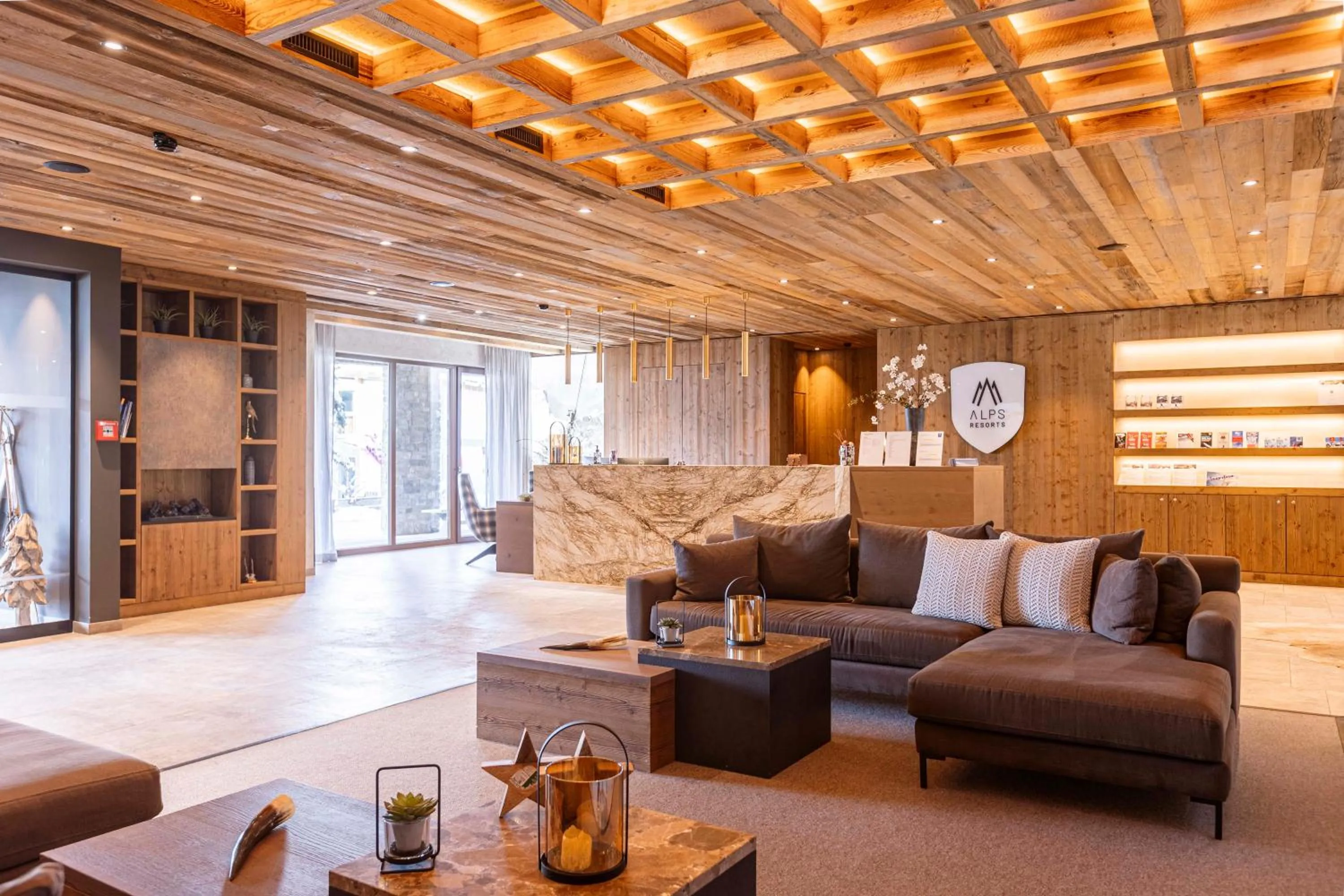 Lobby or reception in Bergresort Zugspitze Ehrwald by ALPS RESORTS