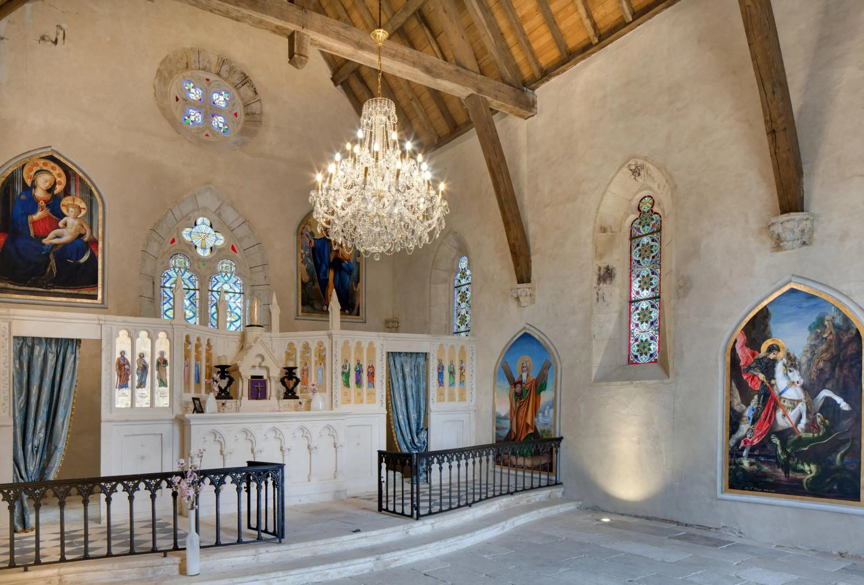 Place of worship in Alexandra Palace - La Maison Younan