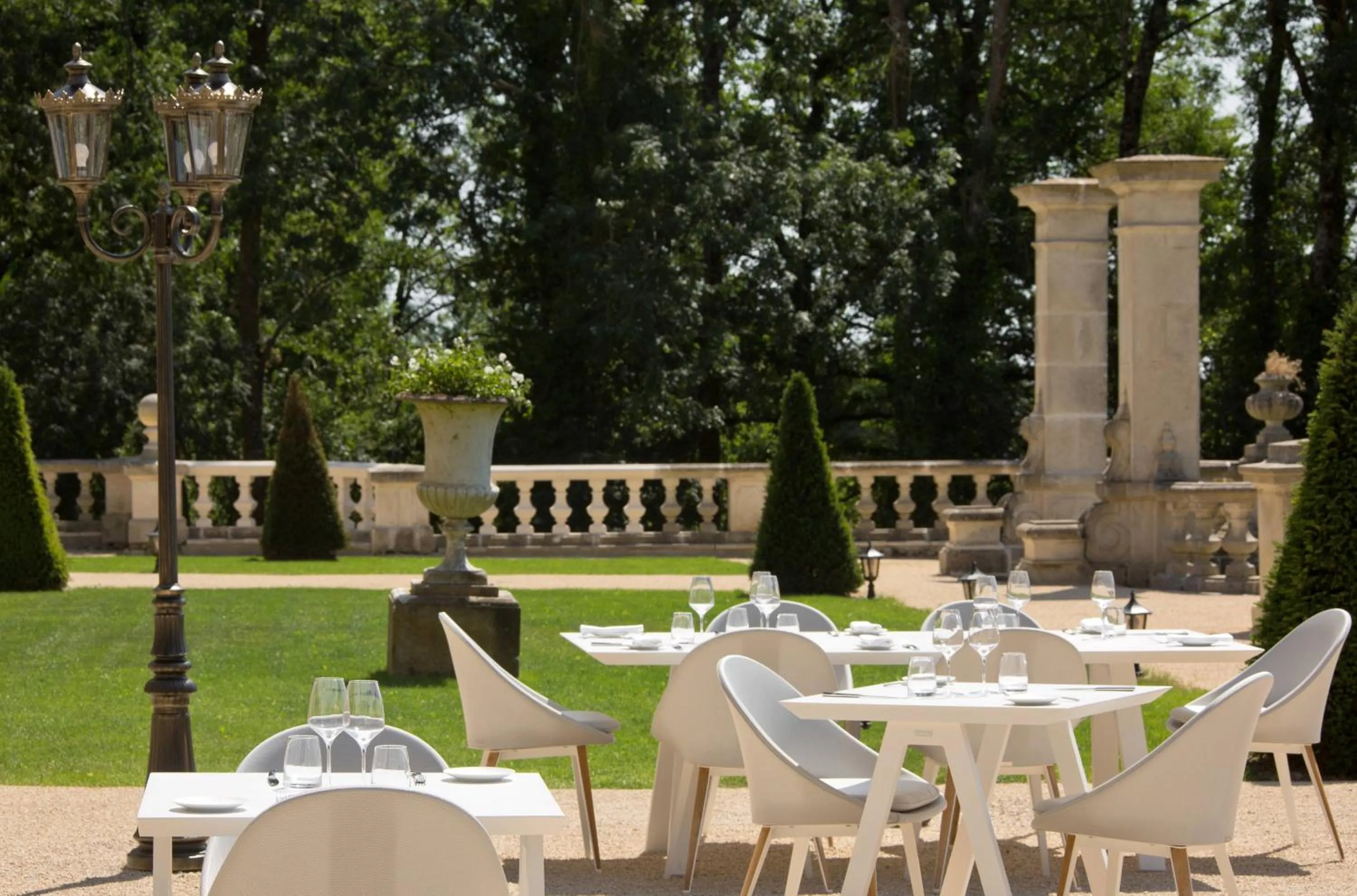 Restaurant/places to eat in Alexandra Palace - La Maison Younan