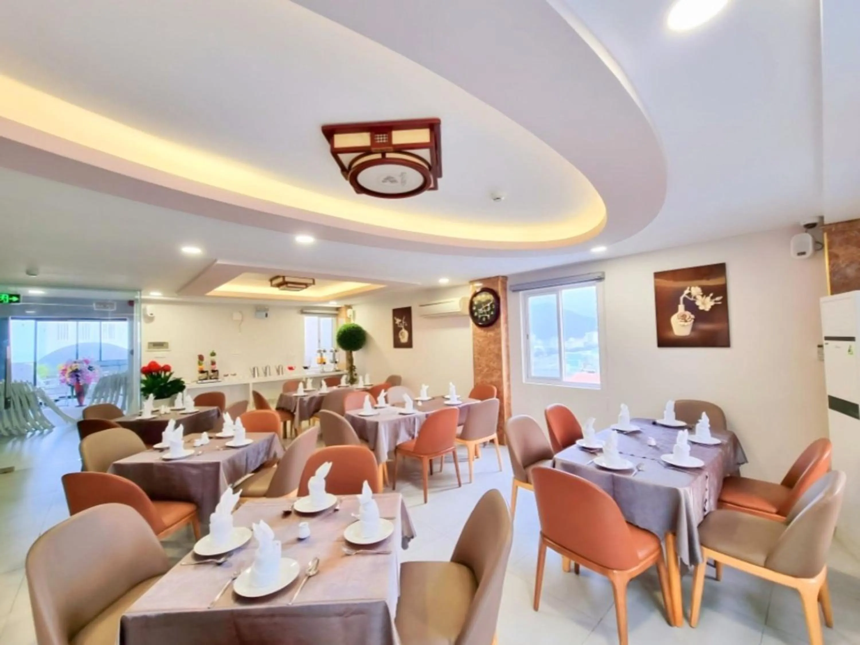 Restaurant/places to eat in Xavia Hotel Quy Nhơn