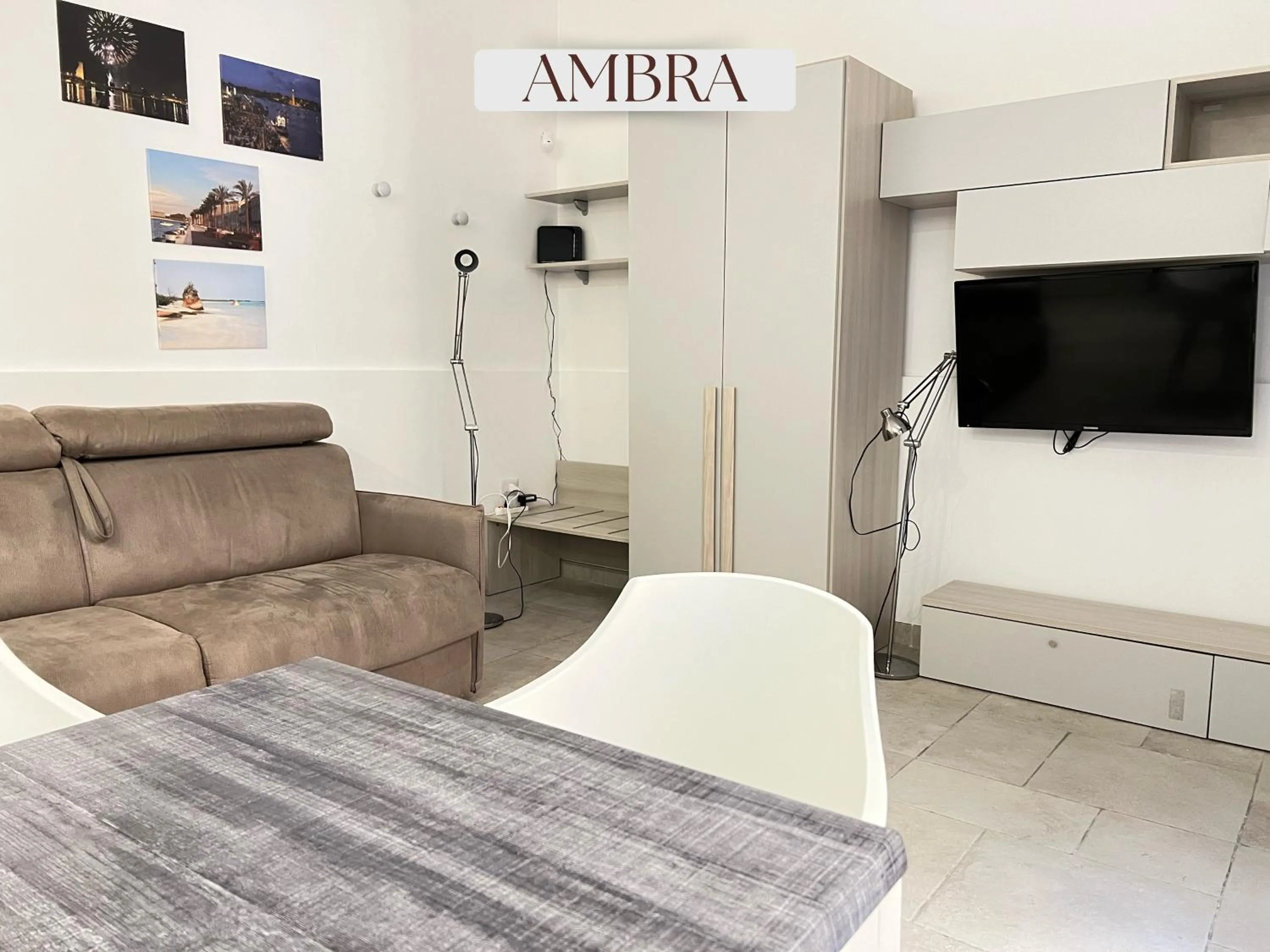 Bed in Residence Lori