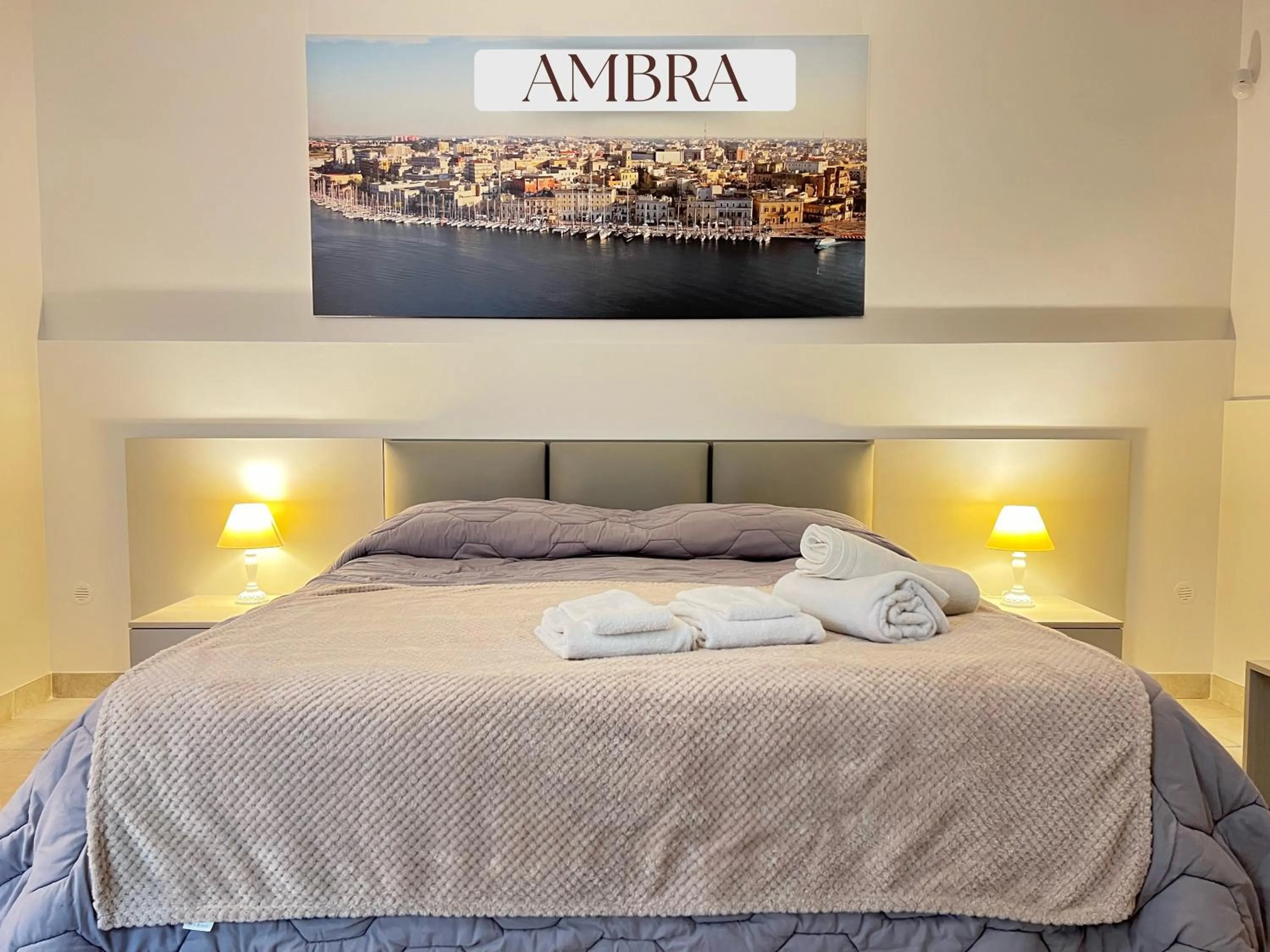 Bed in Residence Lori