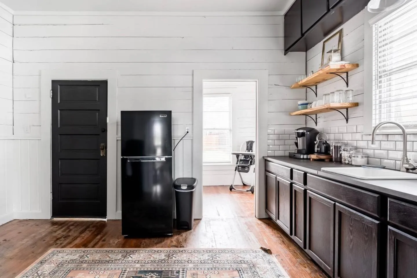 Restored 1930s Uptown Bungalow 2 min. to Magnolia