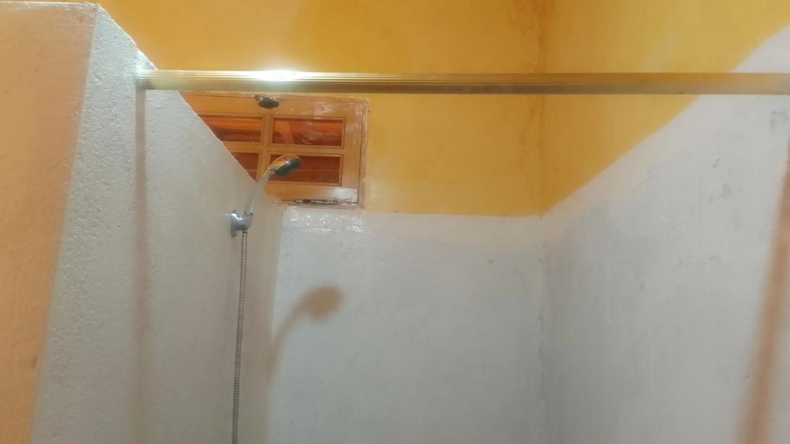 Shower in Maison D'hote Amazir DADES