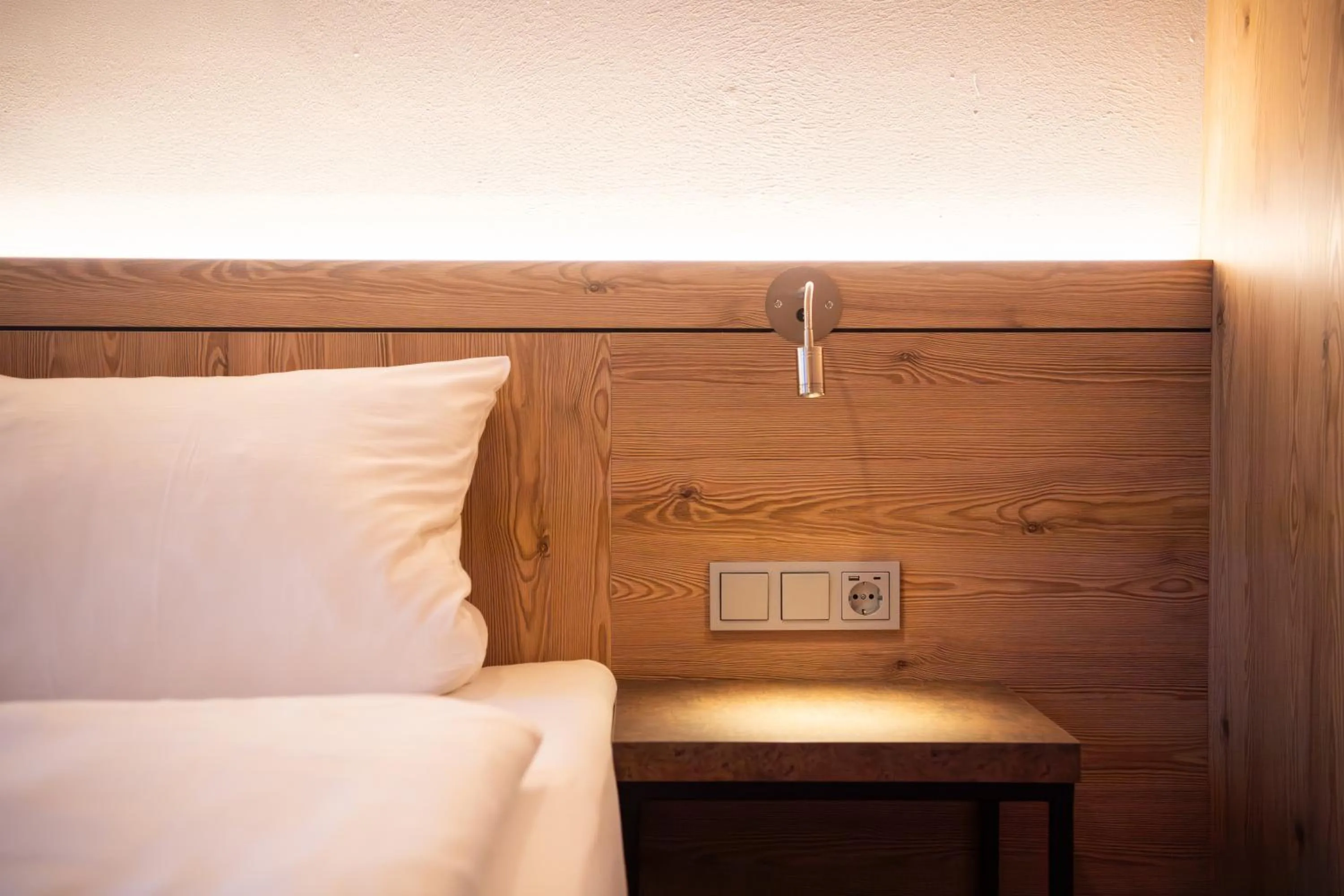 Bedroom, Bed in Hotel Alpenland