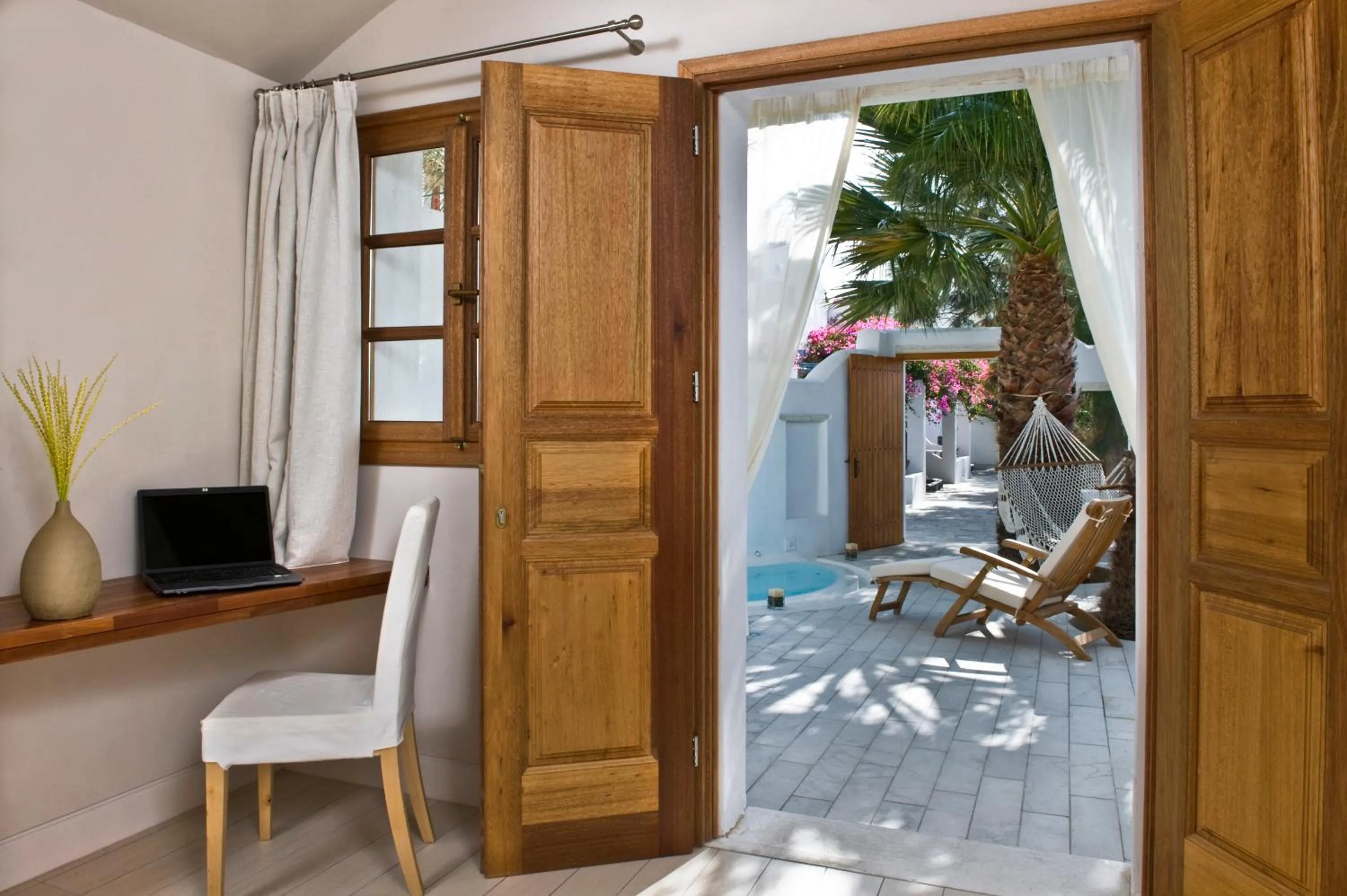 Photo of the whole room in Meltemi Village Hotel