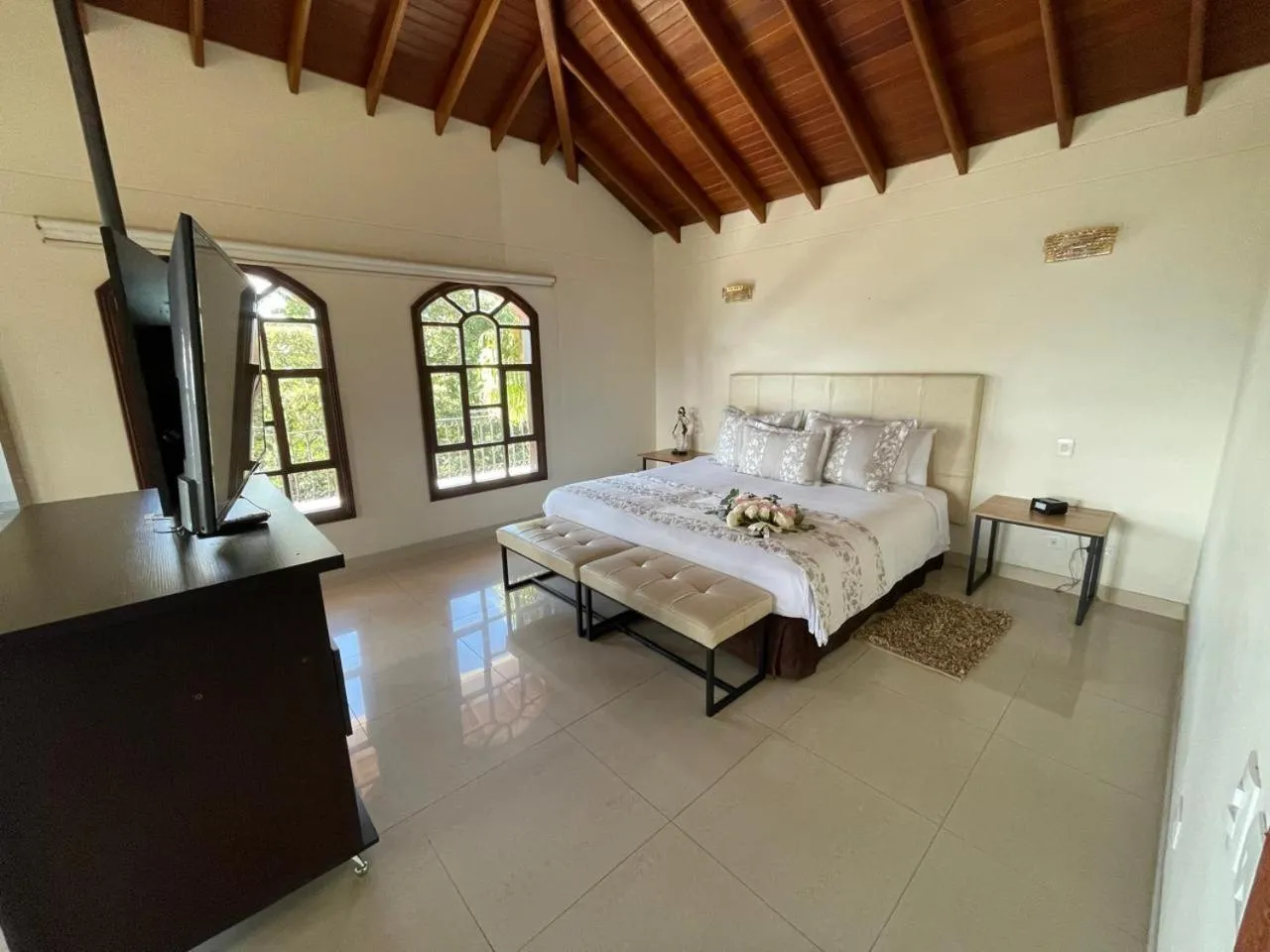 TV and multimedia, Bed in Villa de los Angeles