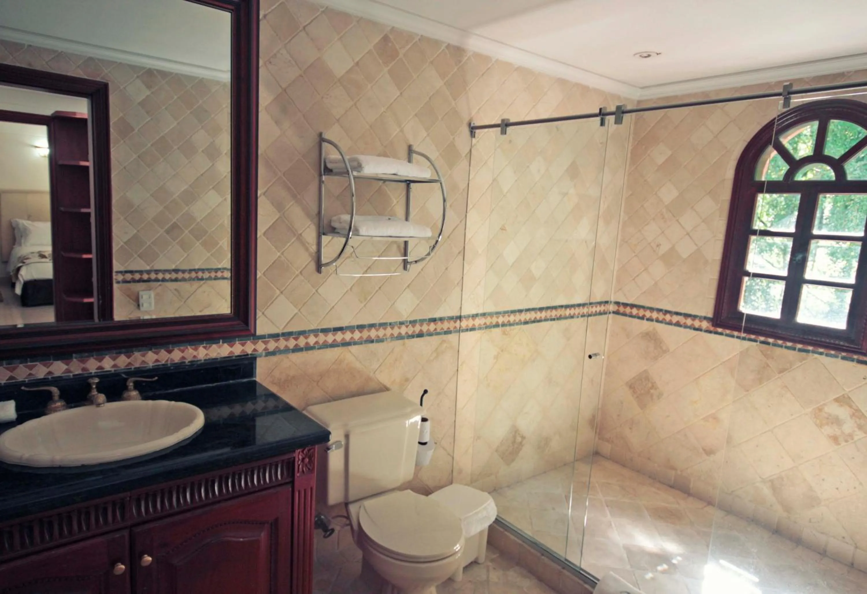 Bathroom in Villa de los Angeles