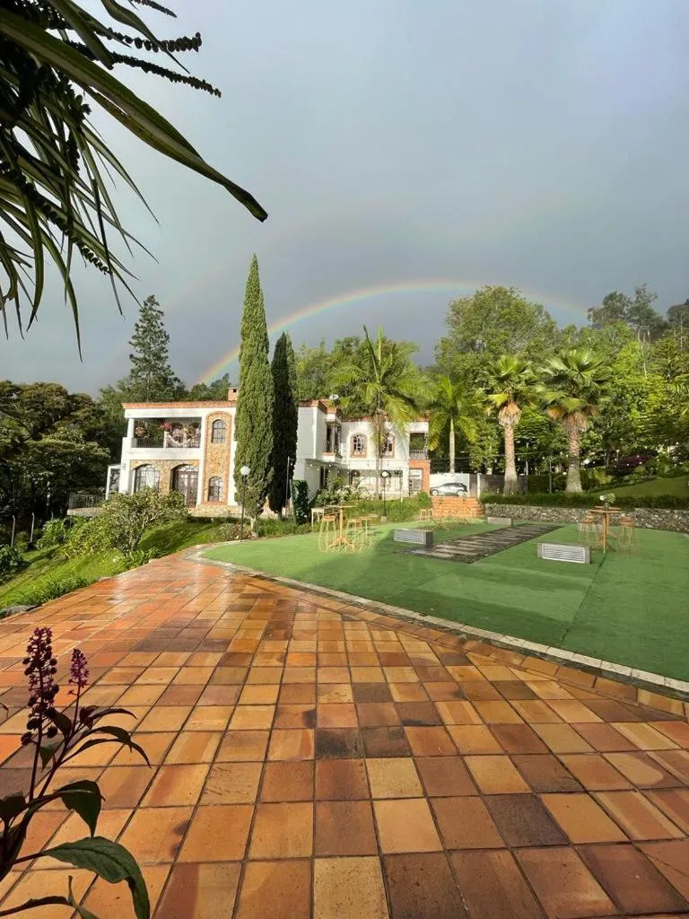 Property building in Villa de los Angeles
