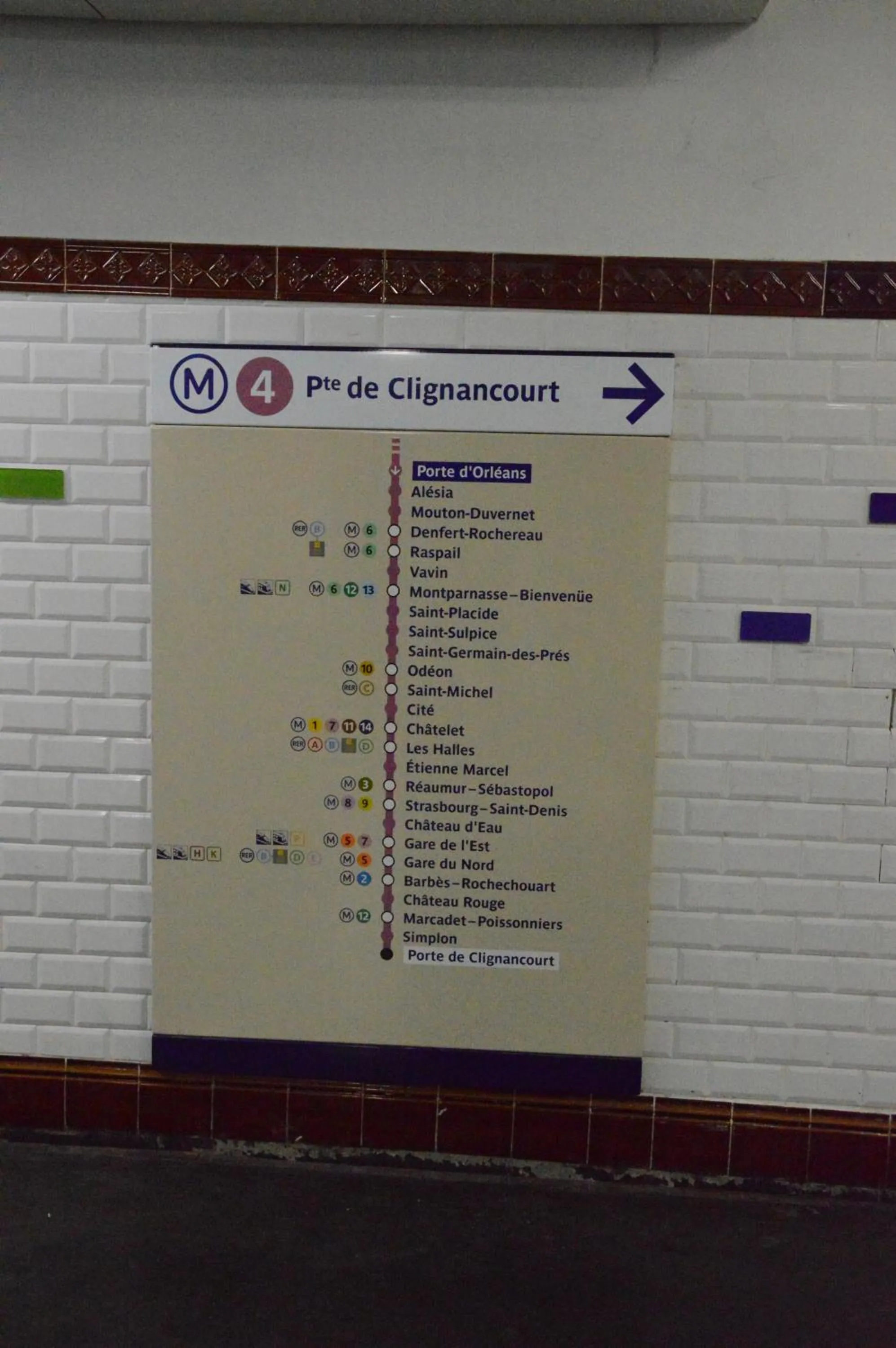 Text overlay in Parc Hotel