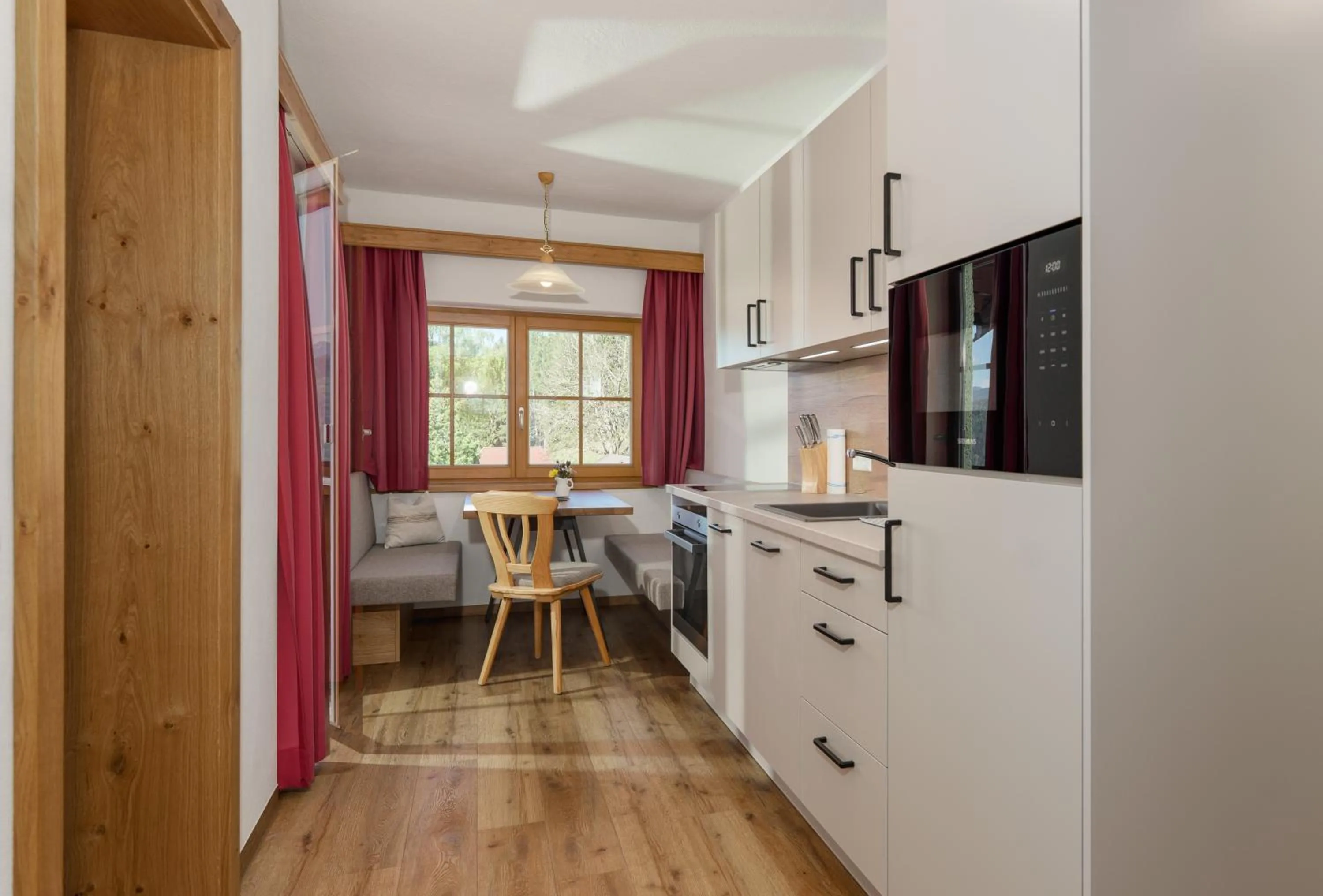 Kitchen or kitchenette in Pension Bergbauernhof Irxner