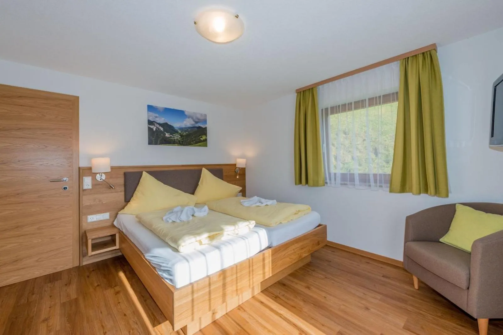 Photo of the whole room, Bed in Pension Bergbauernhof Irxner