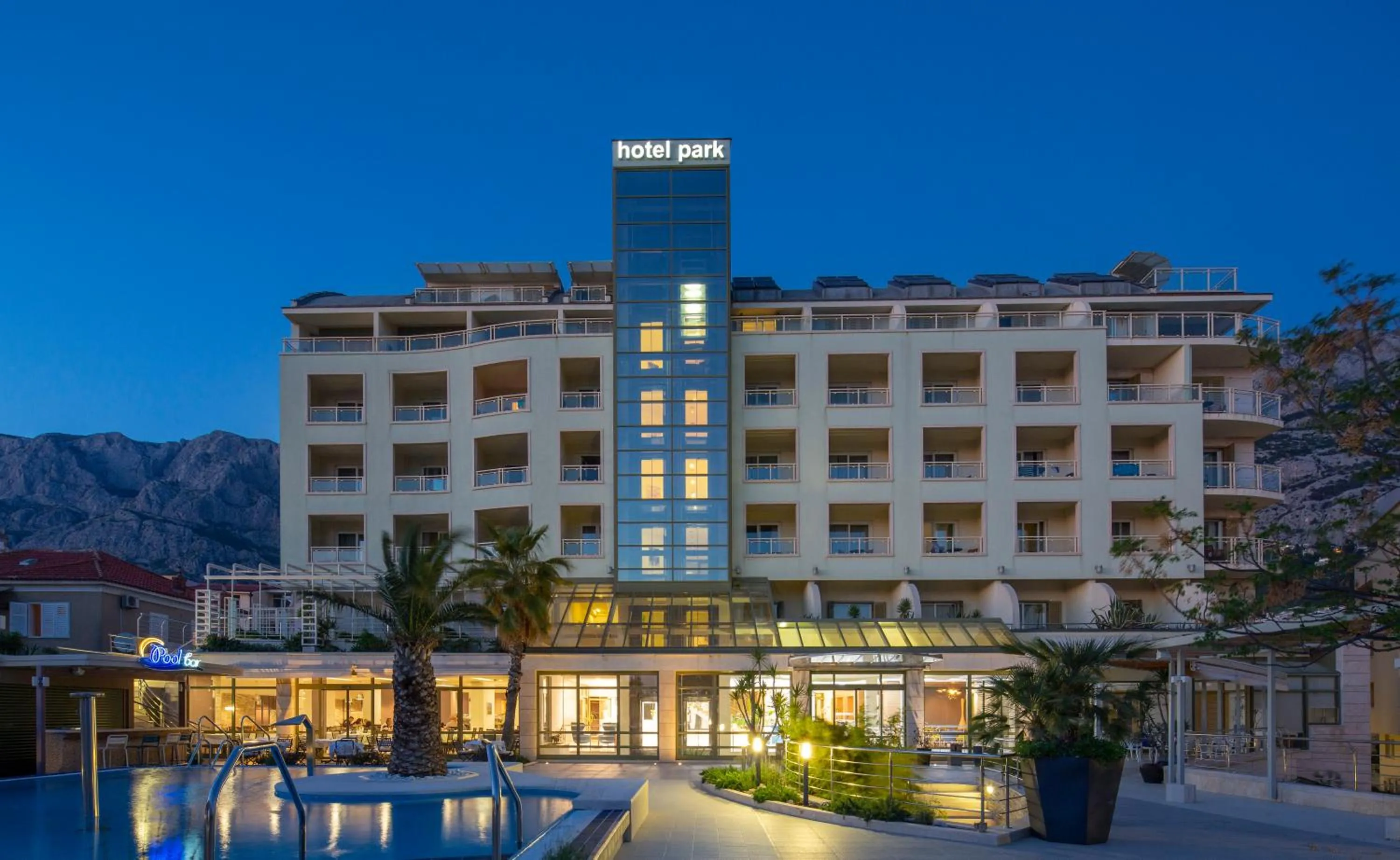 Property building in Hotel Park Makarska