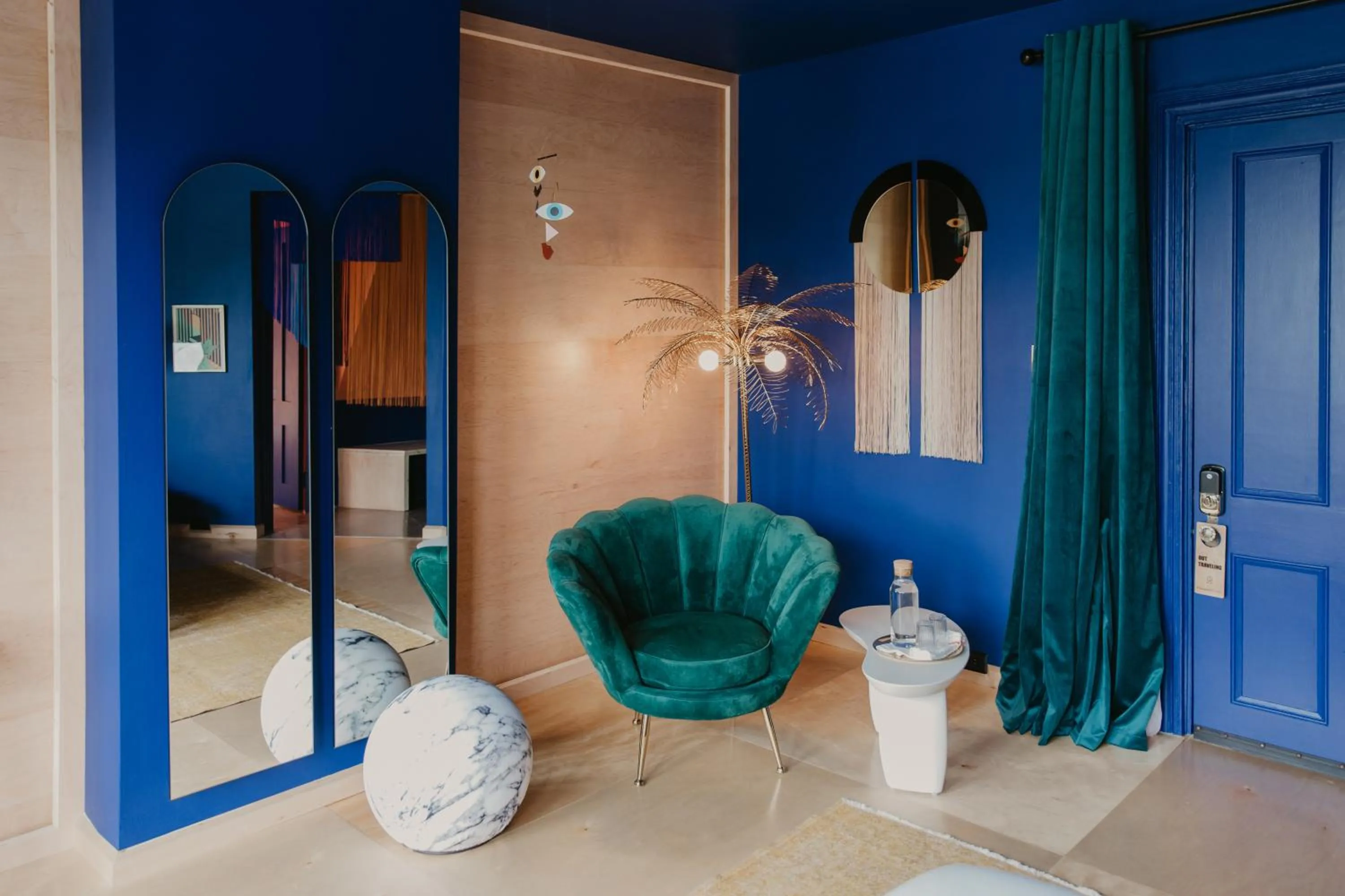 Seating area in DREAMERS bnb