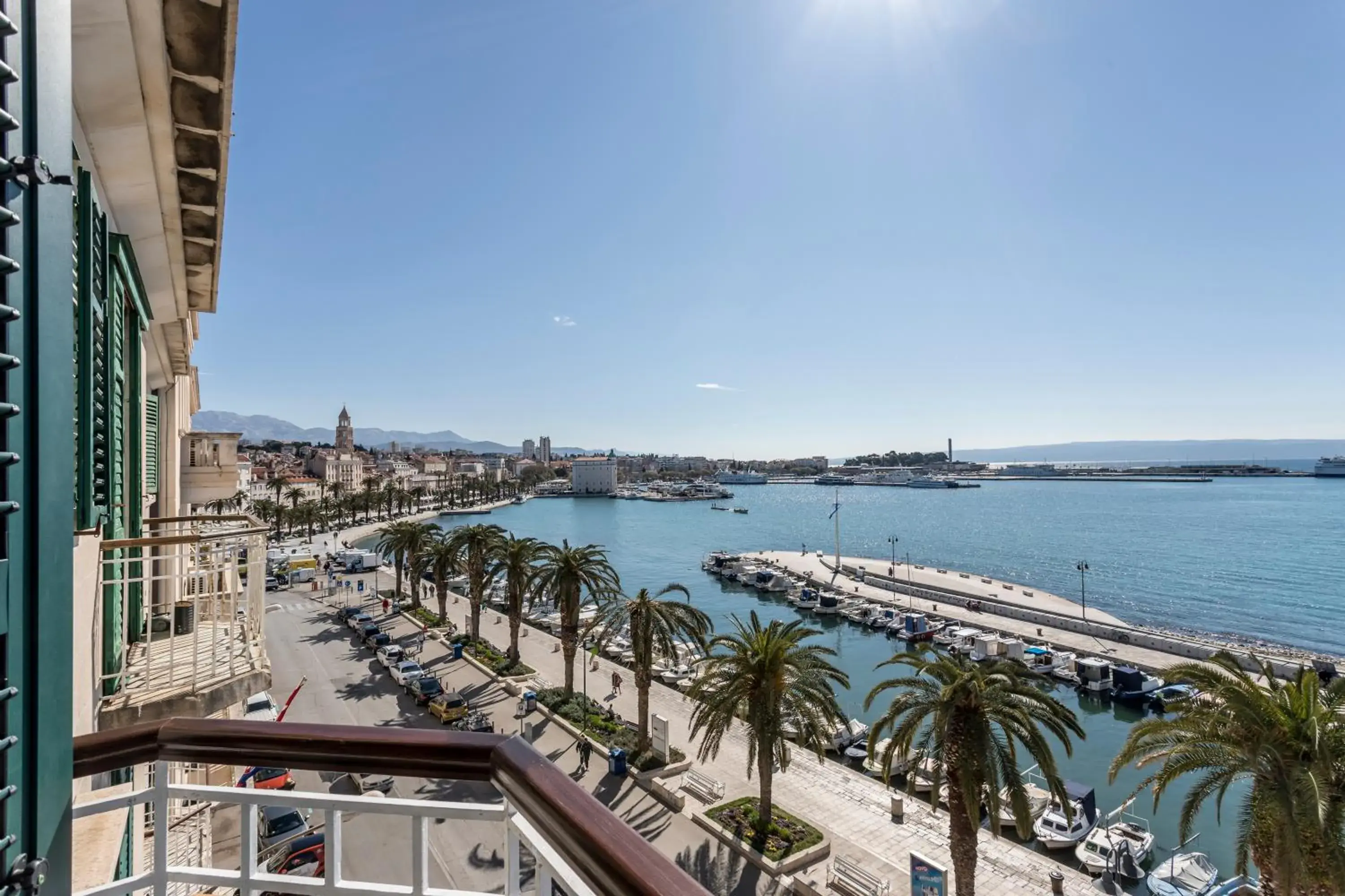 Balcony/Terrace in Seaview Luxury Retreat Balcony/Terrace in Seaview Luxury Retreat