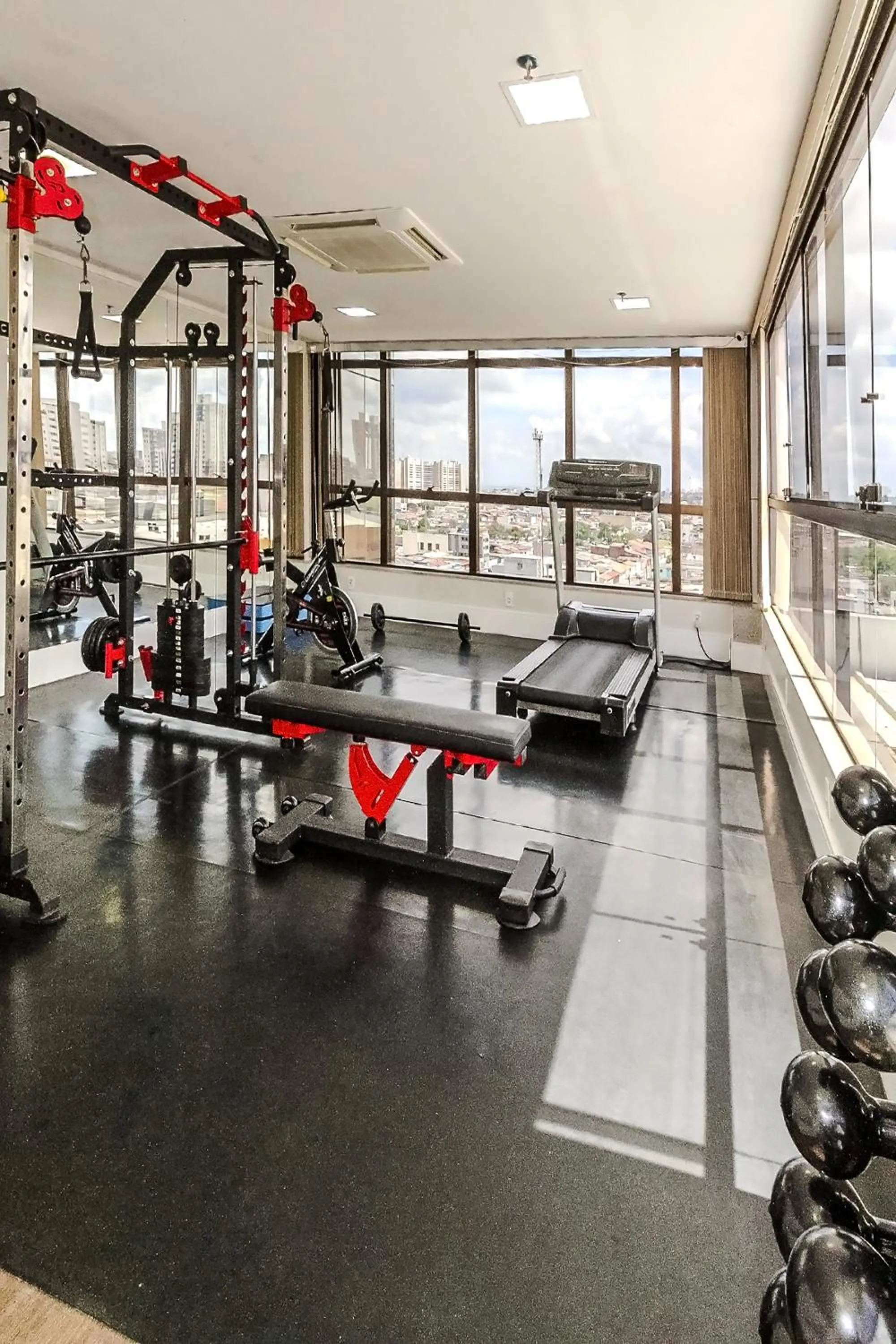 Fitness centre/facilities in Brisa Tower Hotel