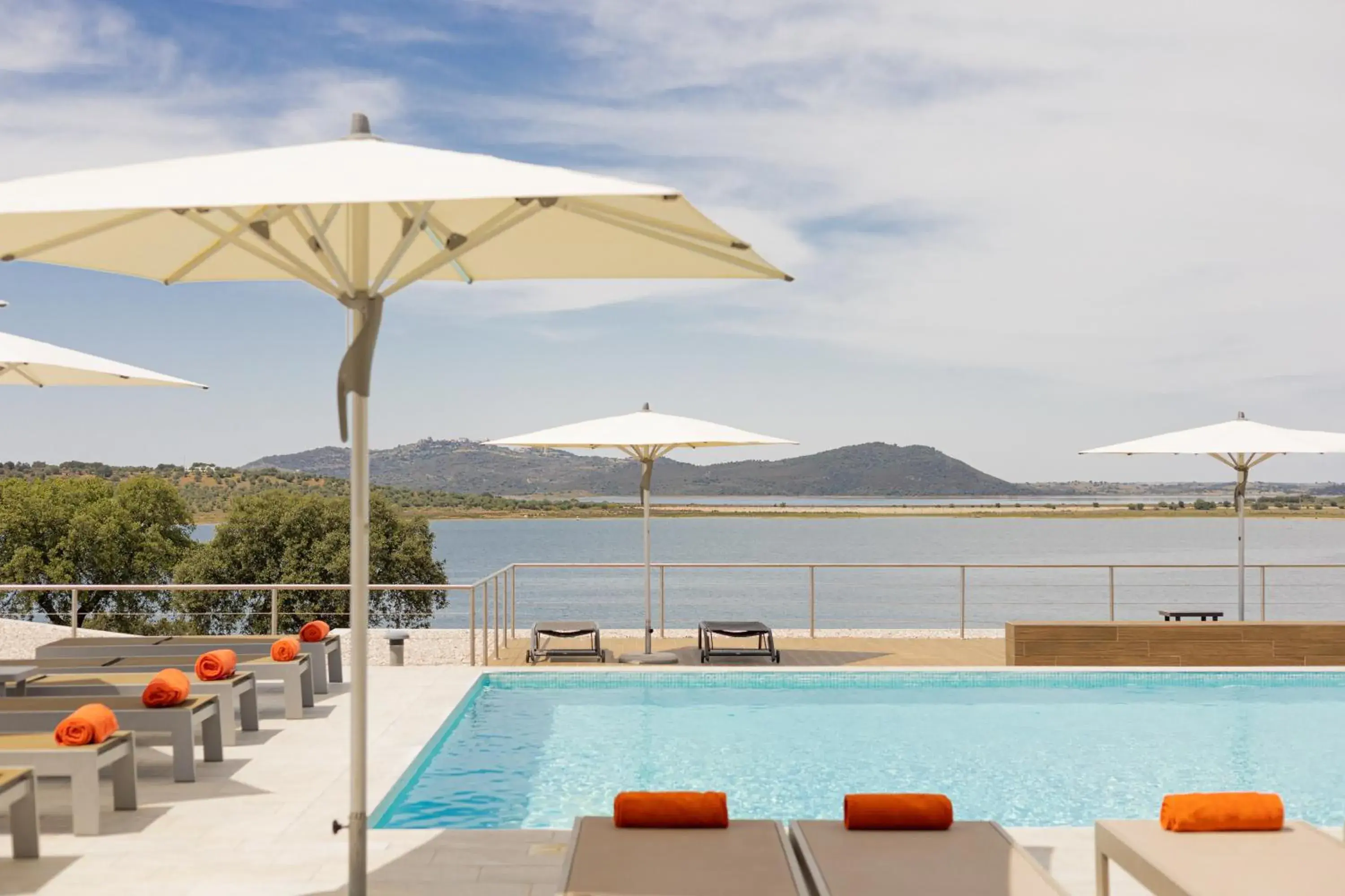 Lake view in Herdade dos Delgados Lake view in Herdade dos Delgados