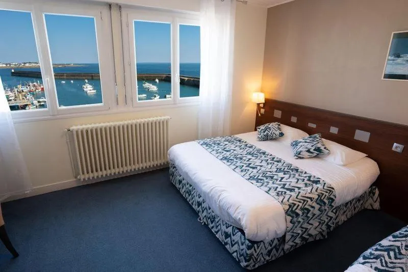 Bed in Hotel De La Mer