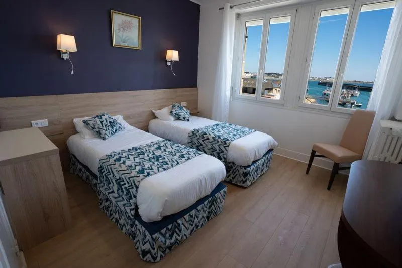 Bed in Hotel De La Mer