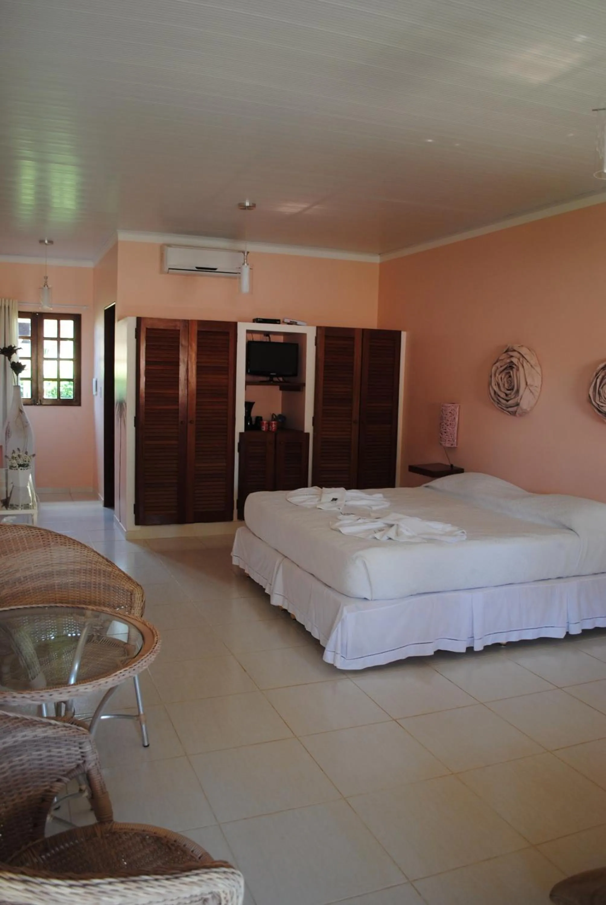 Photo of the whole room, Bed in Fazenda Fiore Resort