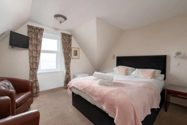 Bed in Kilchrenan House