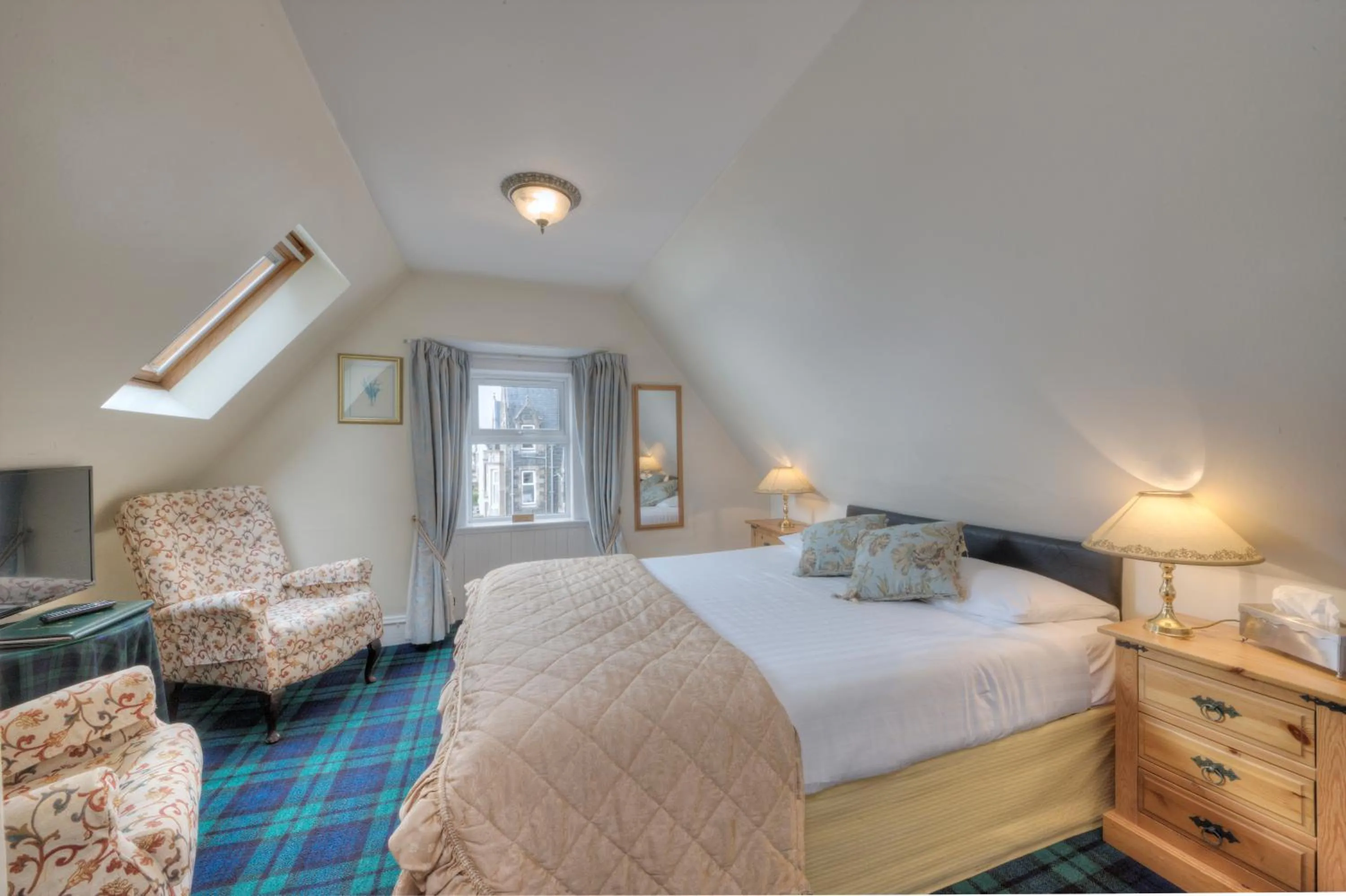 Bedroom, Bed in Kilchrenan House