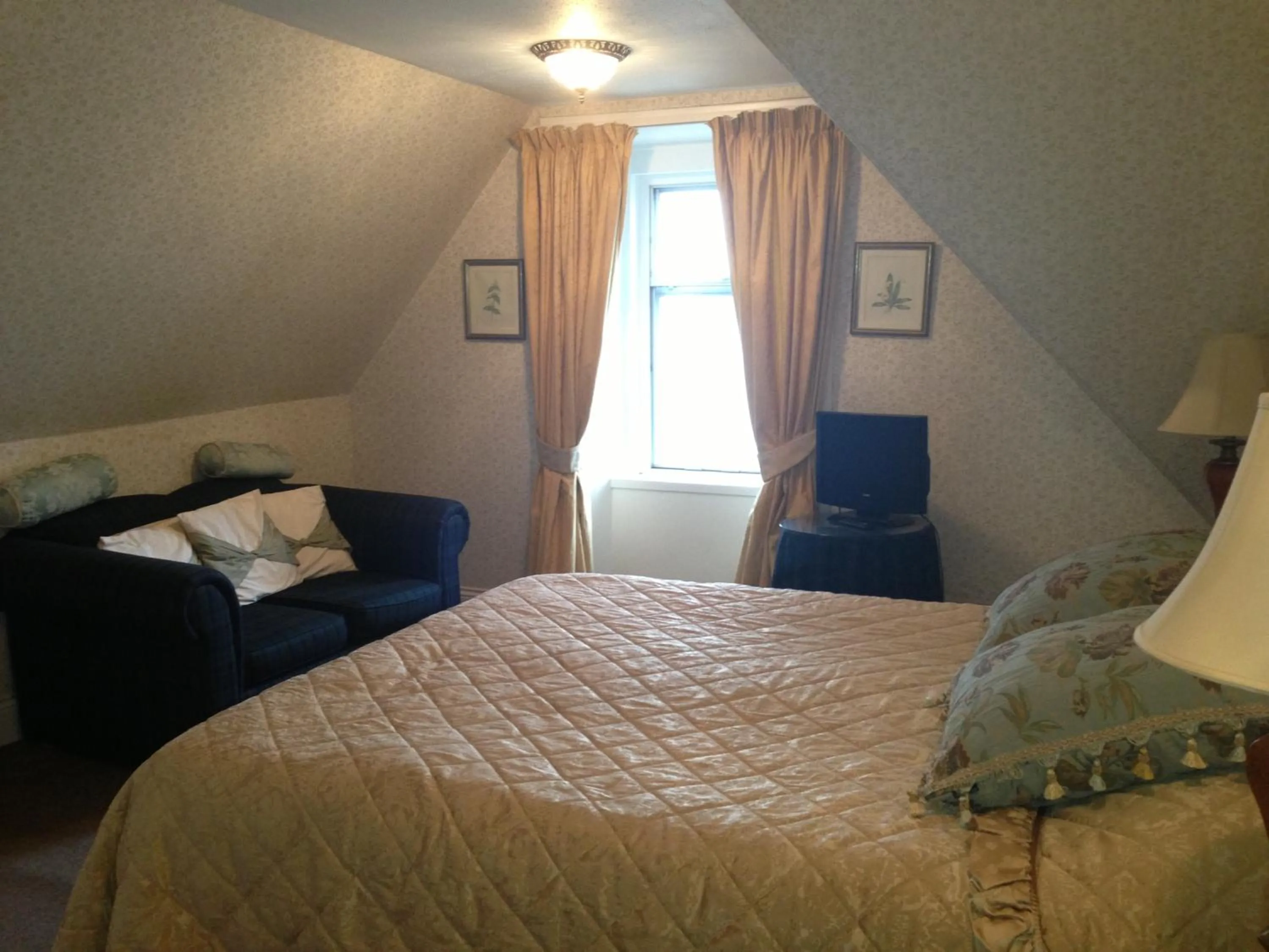 Day, Bed in Kilchrenan House