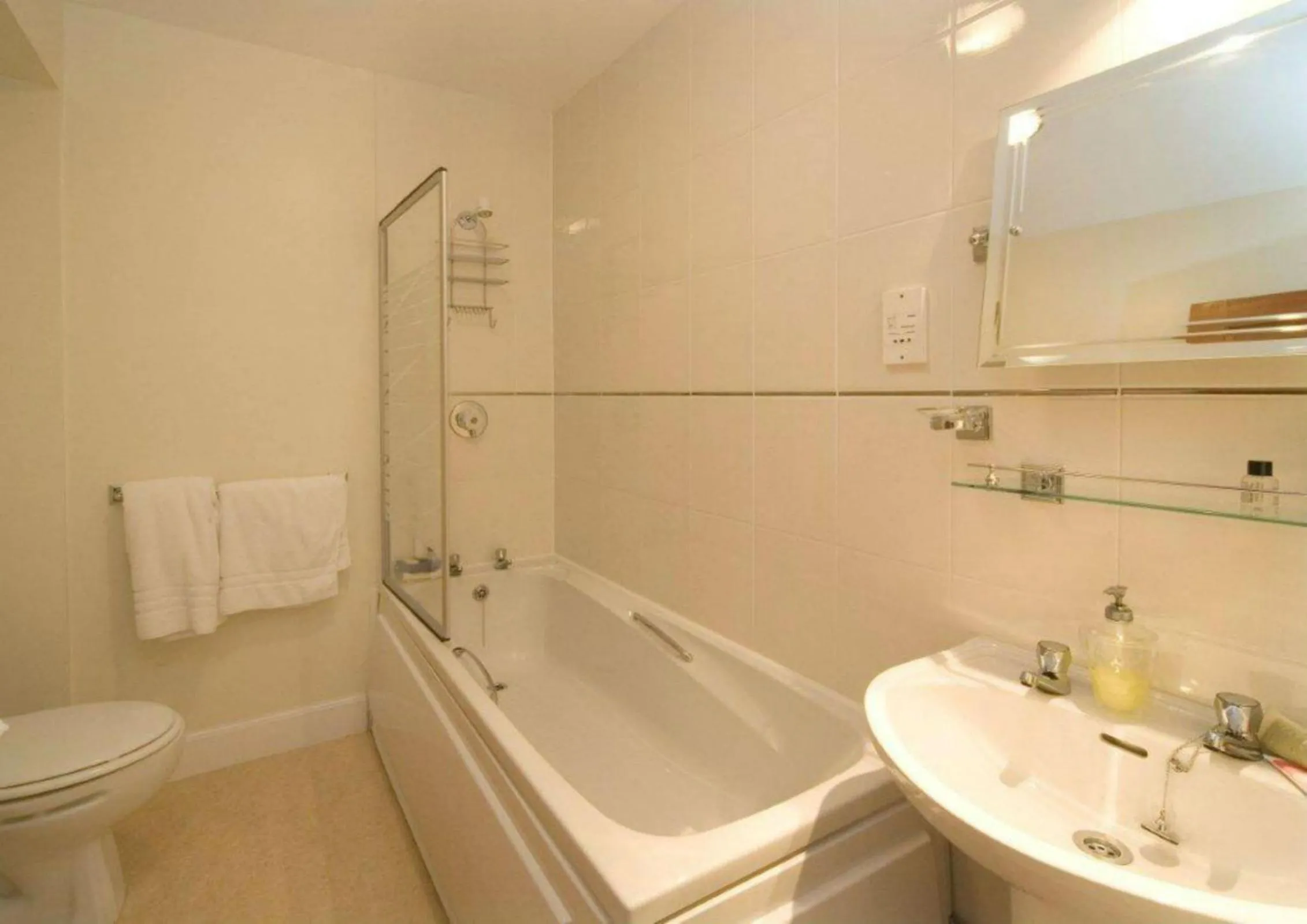 Bathroom in Kilchrenan House