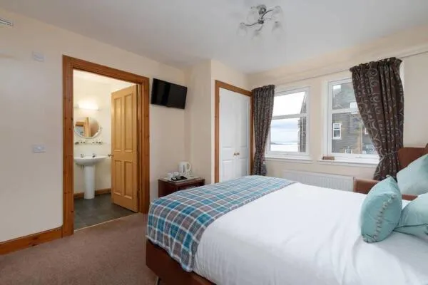 Bed in Kilchrenan House