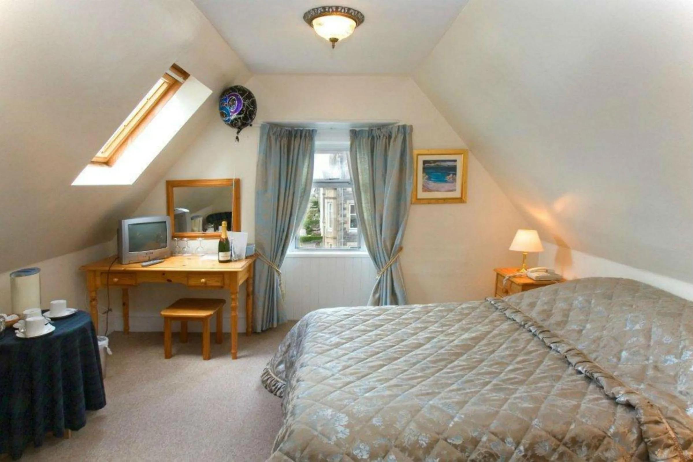 Bedroom, Bed in Kilchrenan House