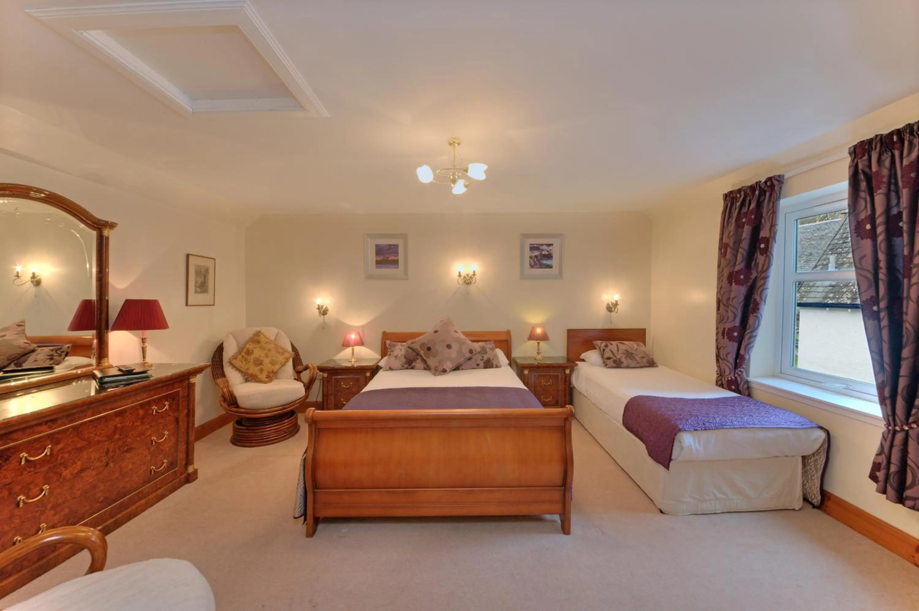 Bed in Kilchrenan House