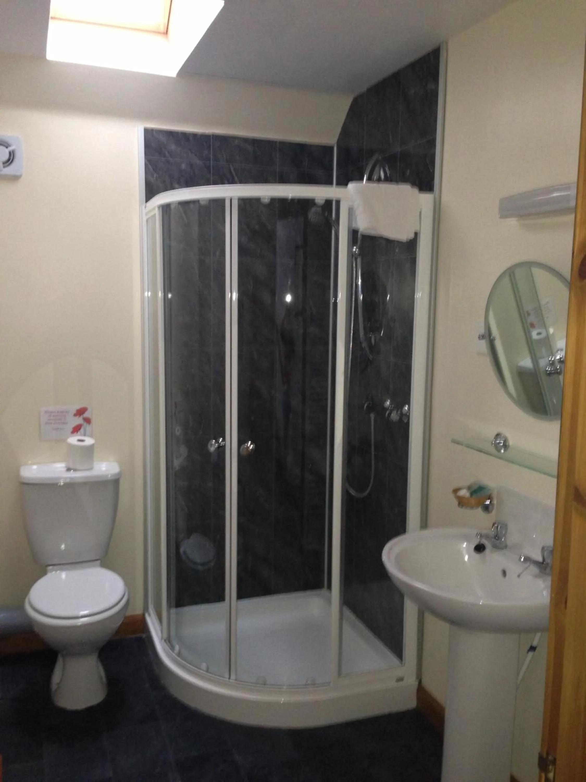 Bathroom in Kilchrenan House