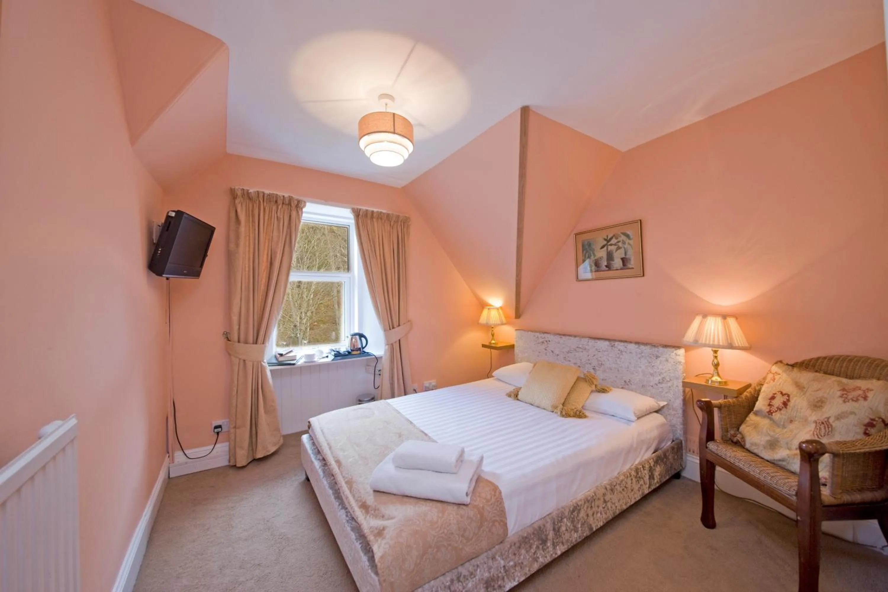 Bed in Kilchrenan House