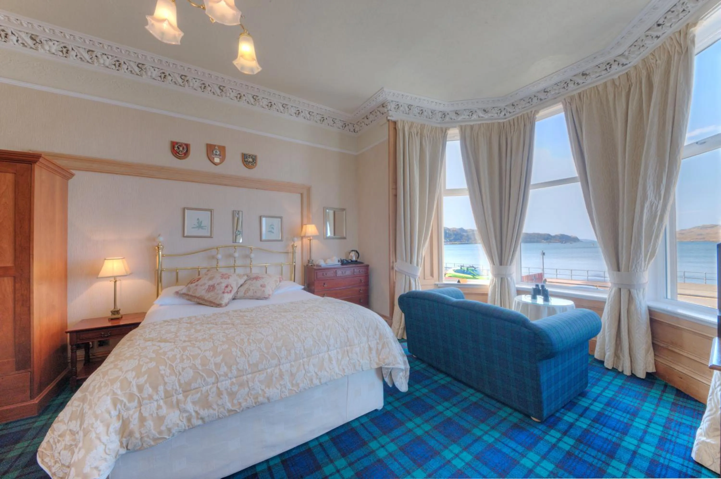 Bedroom, Bed in Kilchrenan House