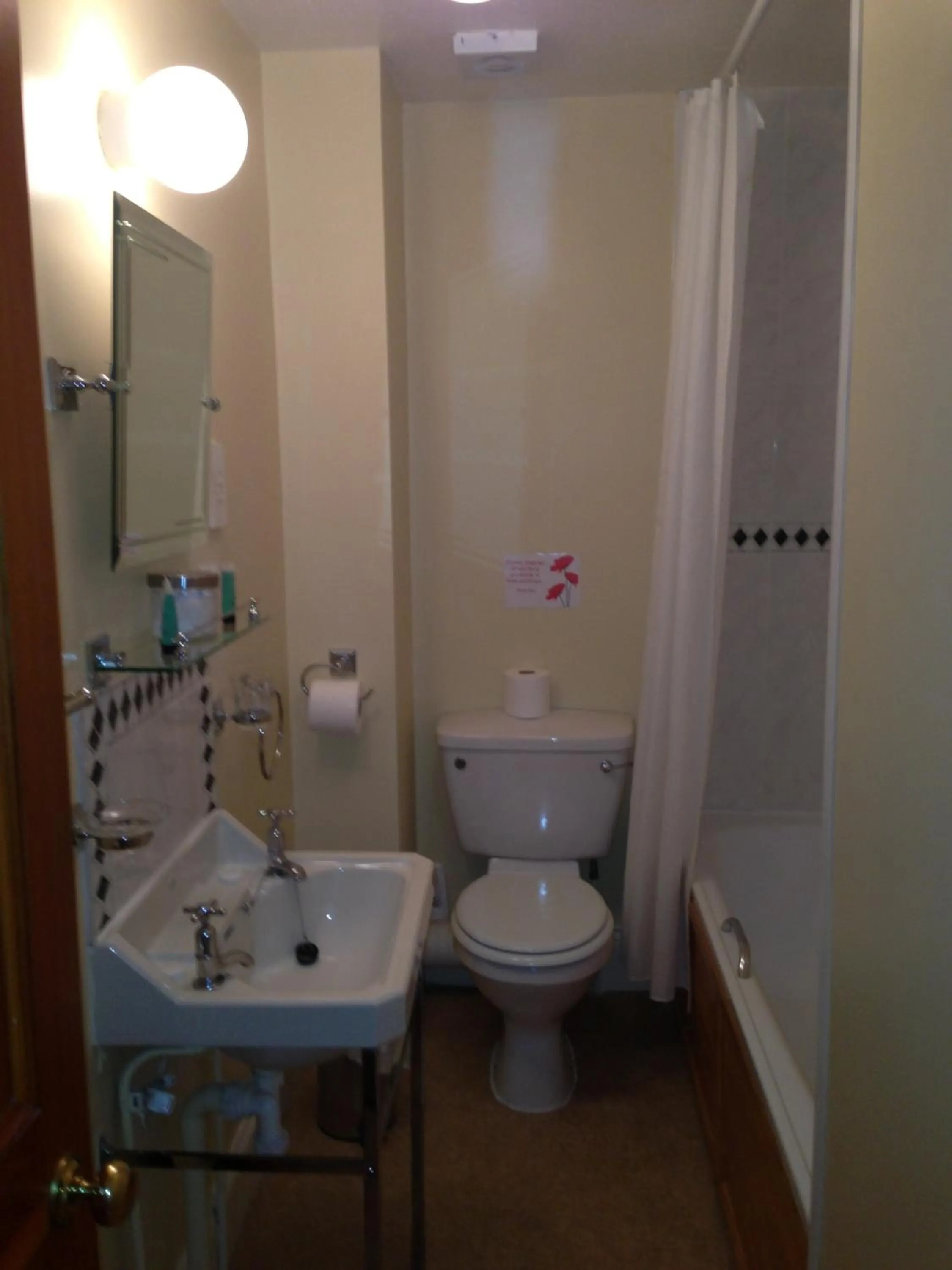 Bathroom in Kilchrenan House